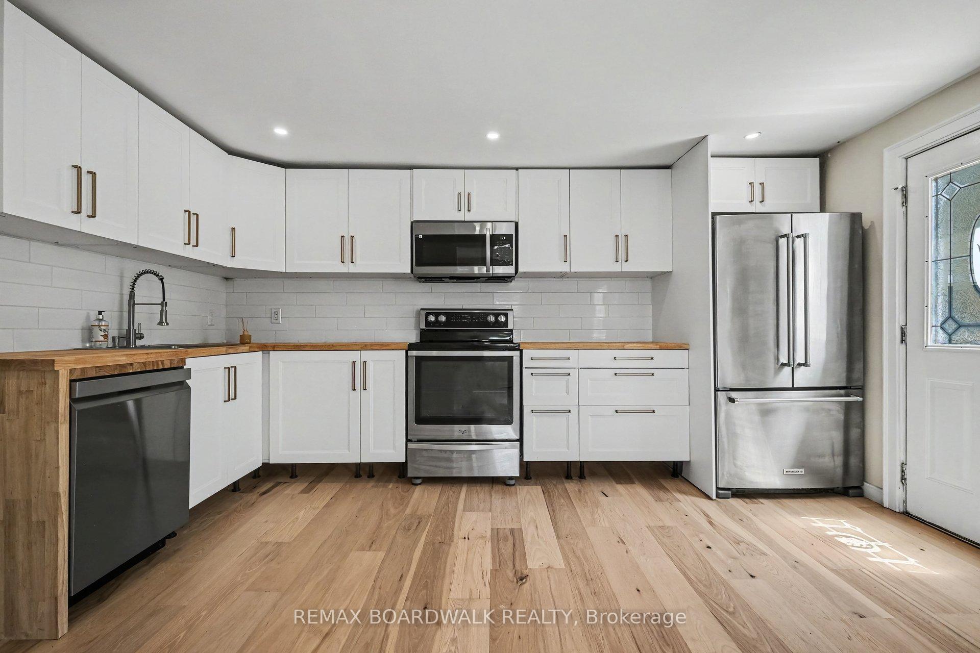 Photo 18 of 11 Abbott Street S, Smiths Falls, Smiths Falls — HOMEH