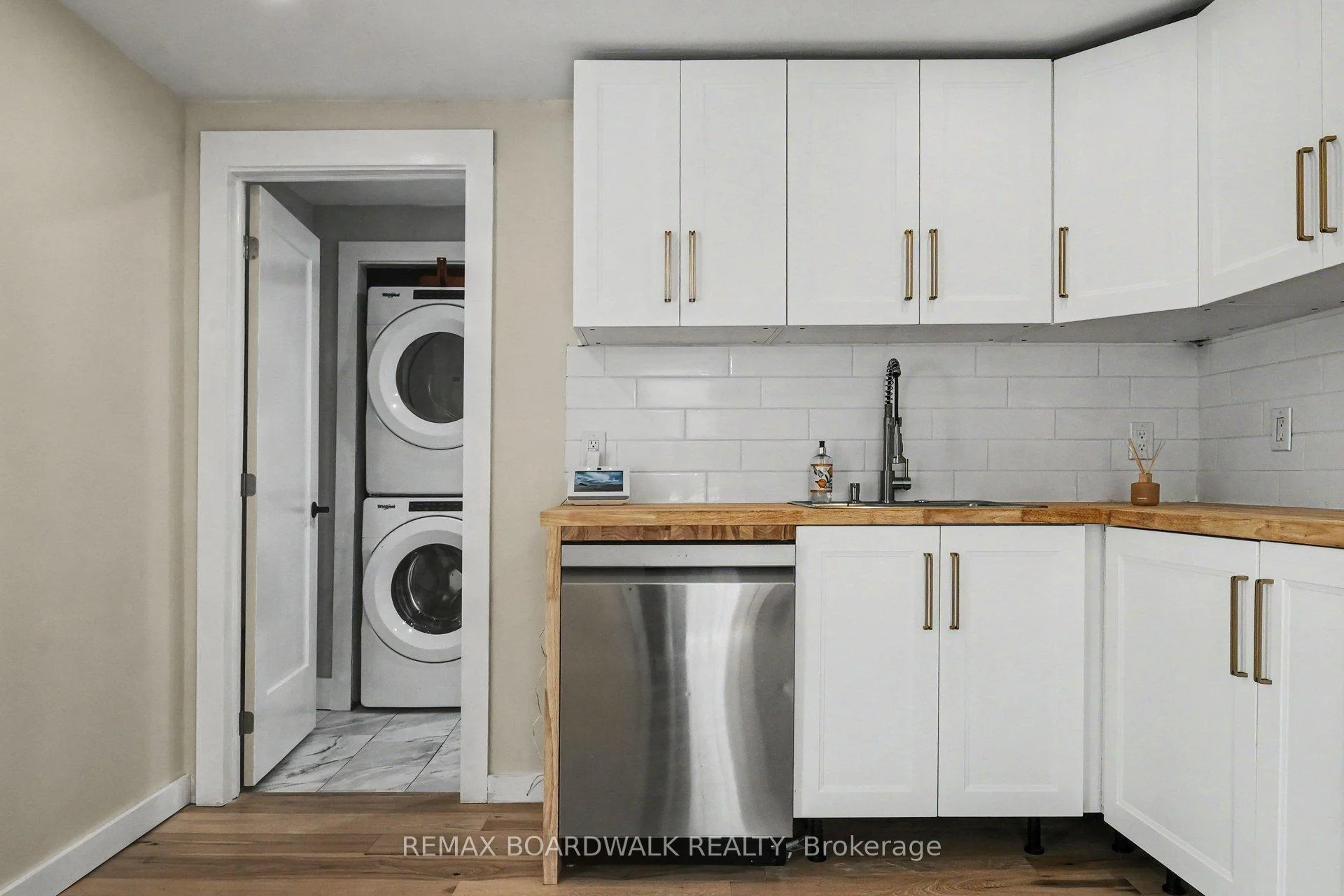 Photo 12 of 11 Abbott Street S, Smiths Falls, Smiths Falls — HOMEH