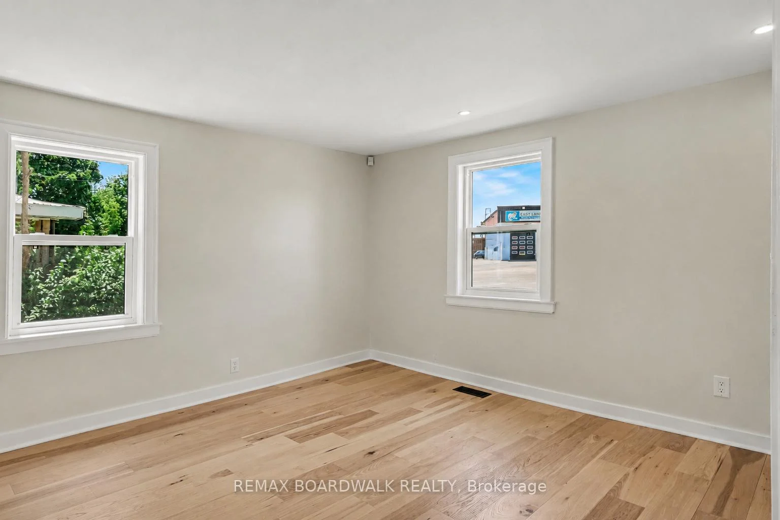Photo 13 of 11 Abbott Street S, Smiths Falls, Smiths Falls — HOMEH