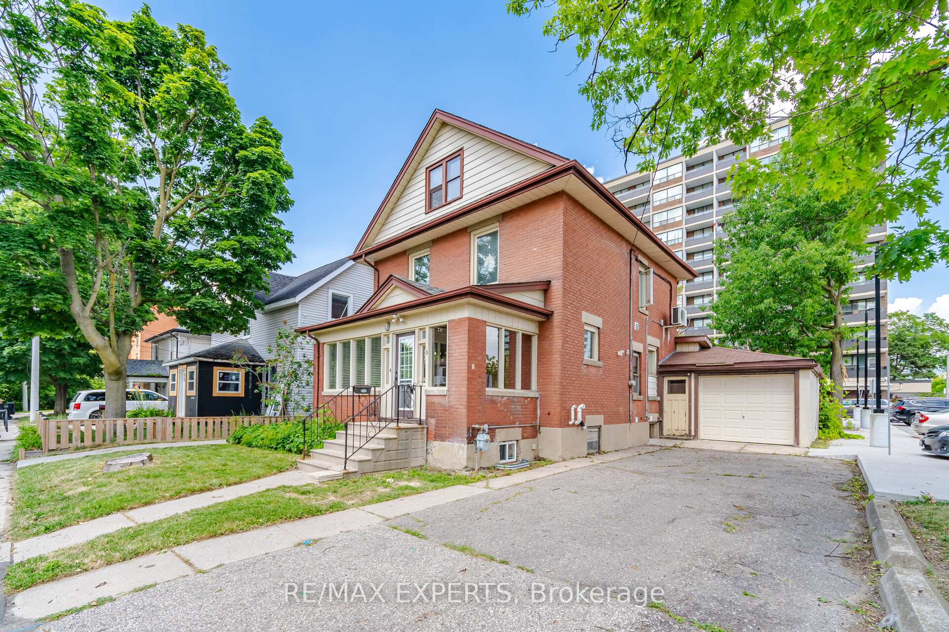 Photo 1 of 3 Maple Avenue, Brampton, Downtown Brampton — HOMEH