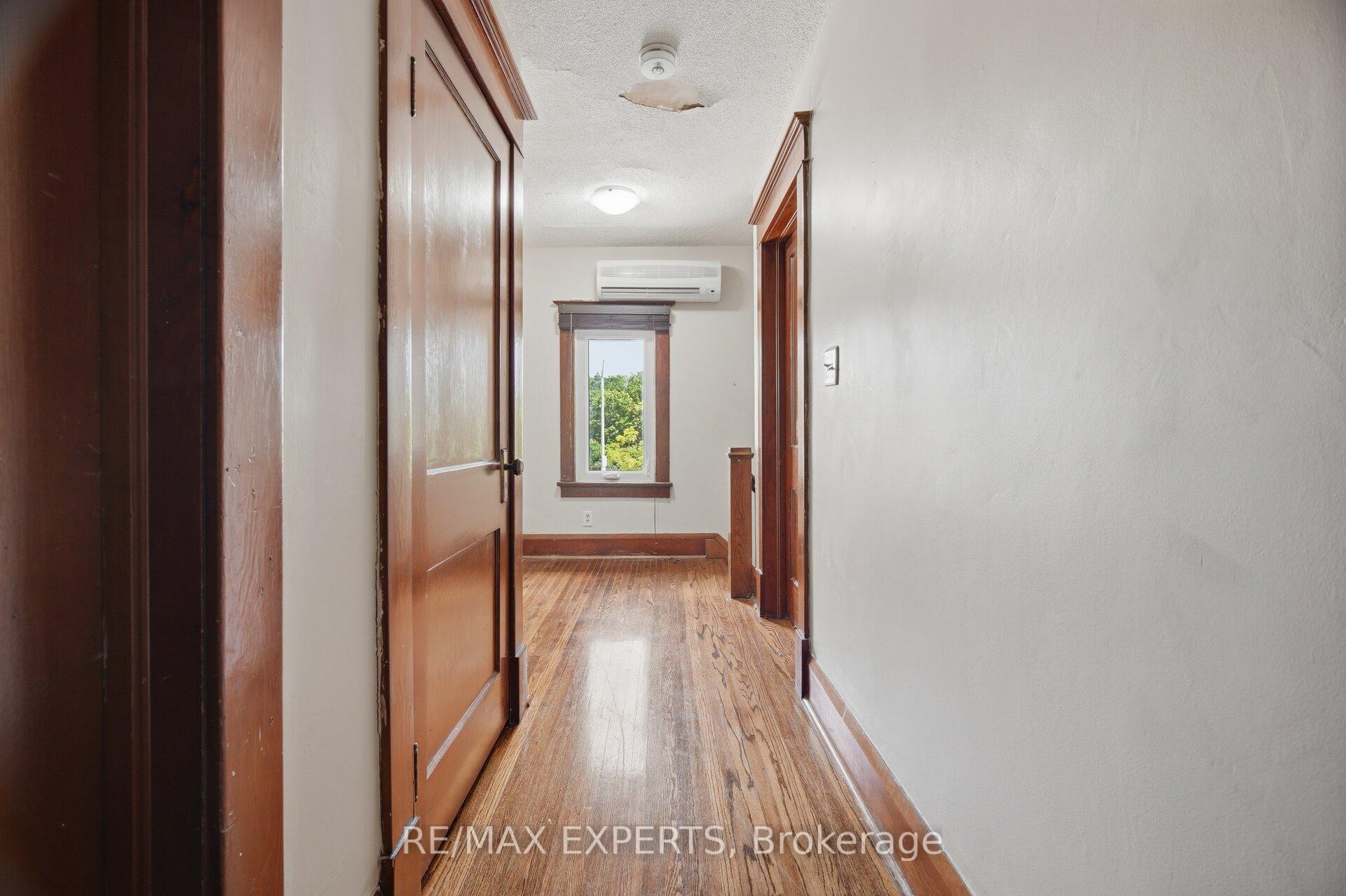 Photo 22 of 3 Maple Avenue, Brampton, Downtown Brampton — HOMEH