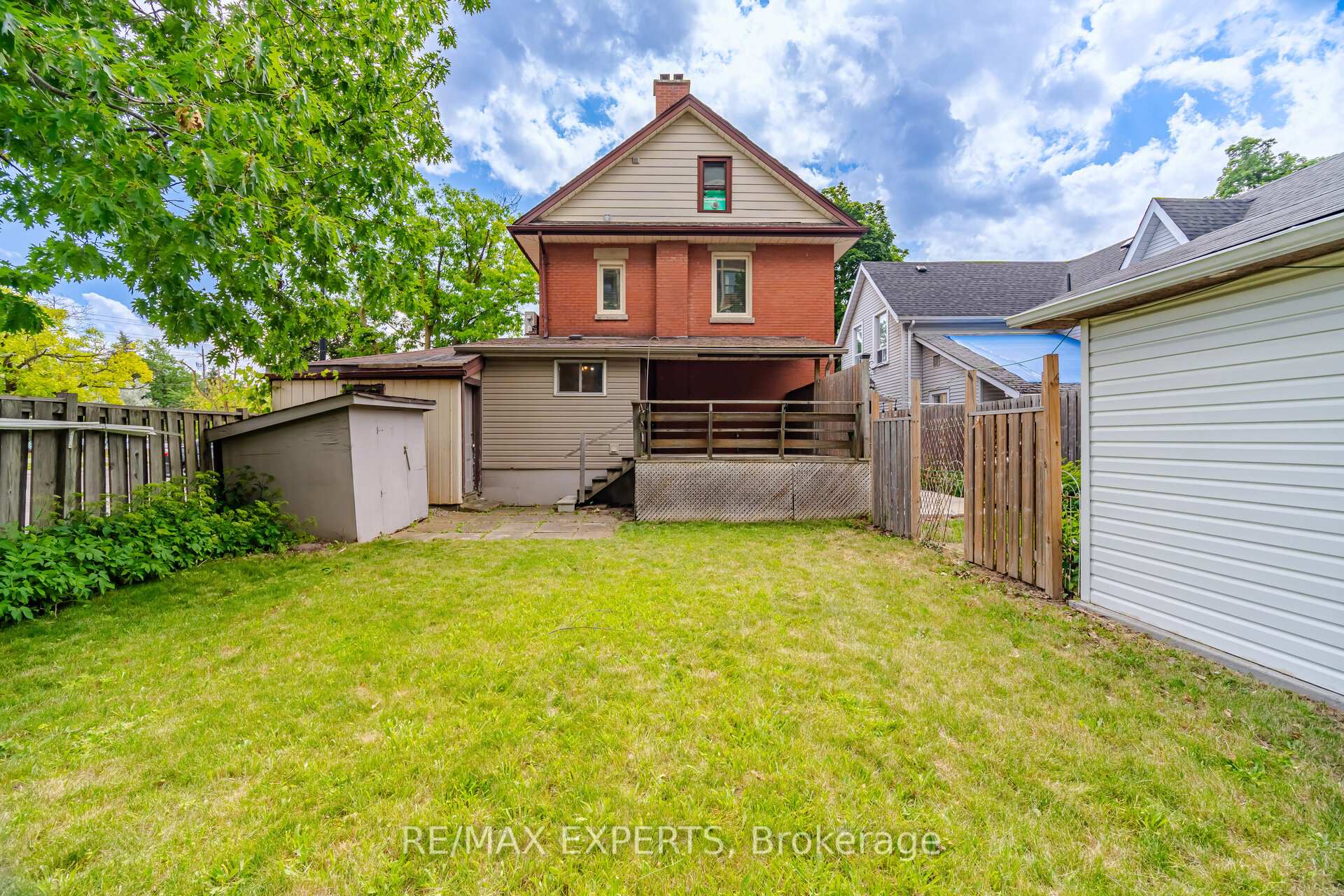 Photo 42 of 3 Maple Avenue, Brampton, Downtown Brampton — HOMEH