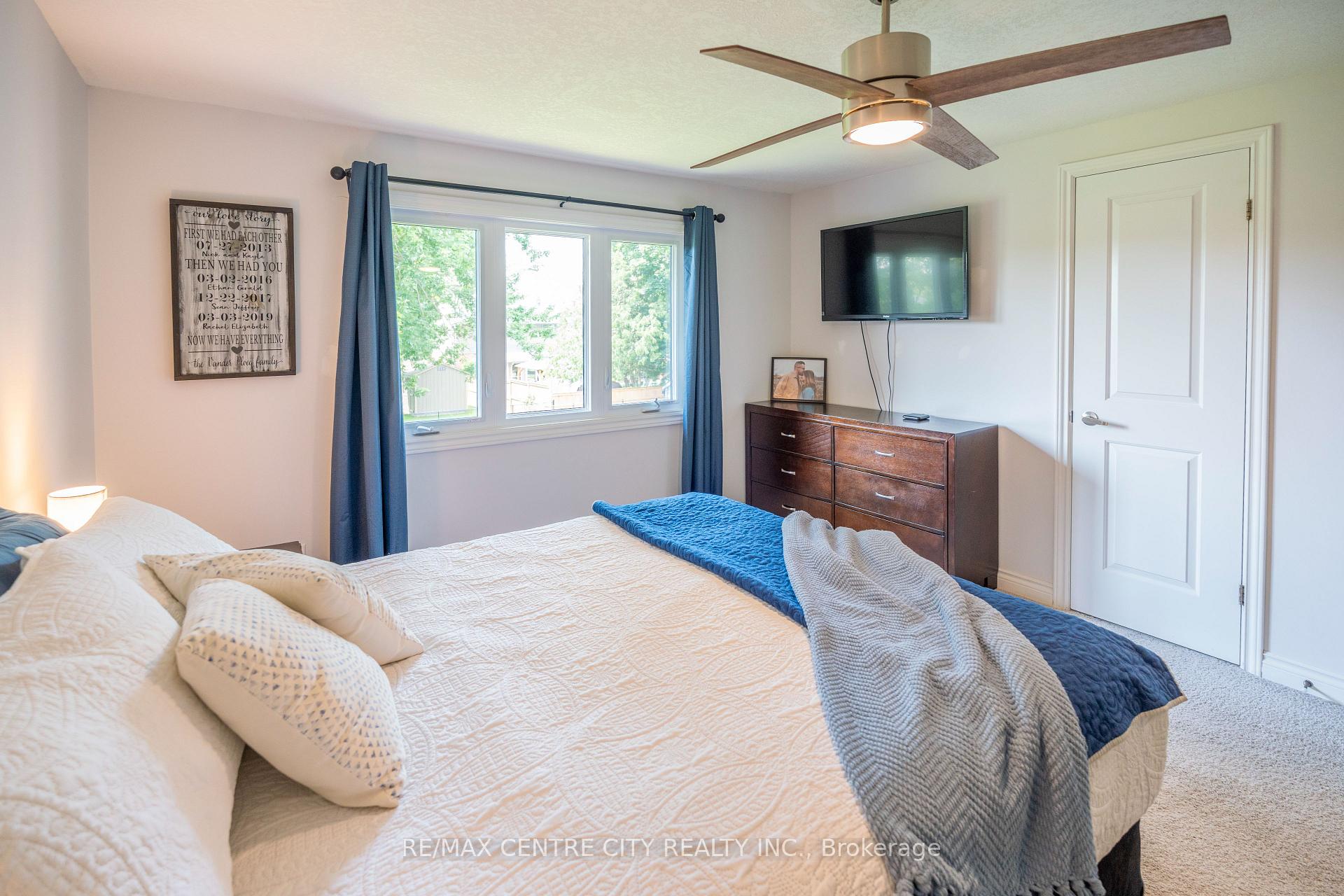 Photo 26 of 159 Sherwood Crescent, Thames Centre, Dorchester — HOMEH