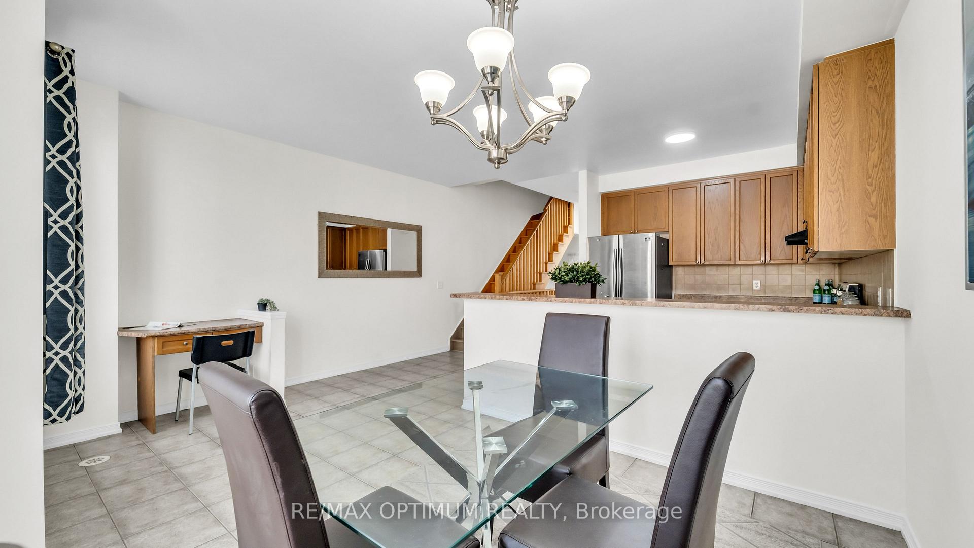 Photo 18 of 117 Cedar Lake Crescent, Brampton, Bram West — HOMEH