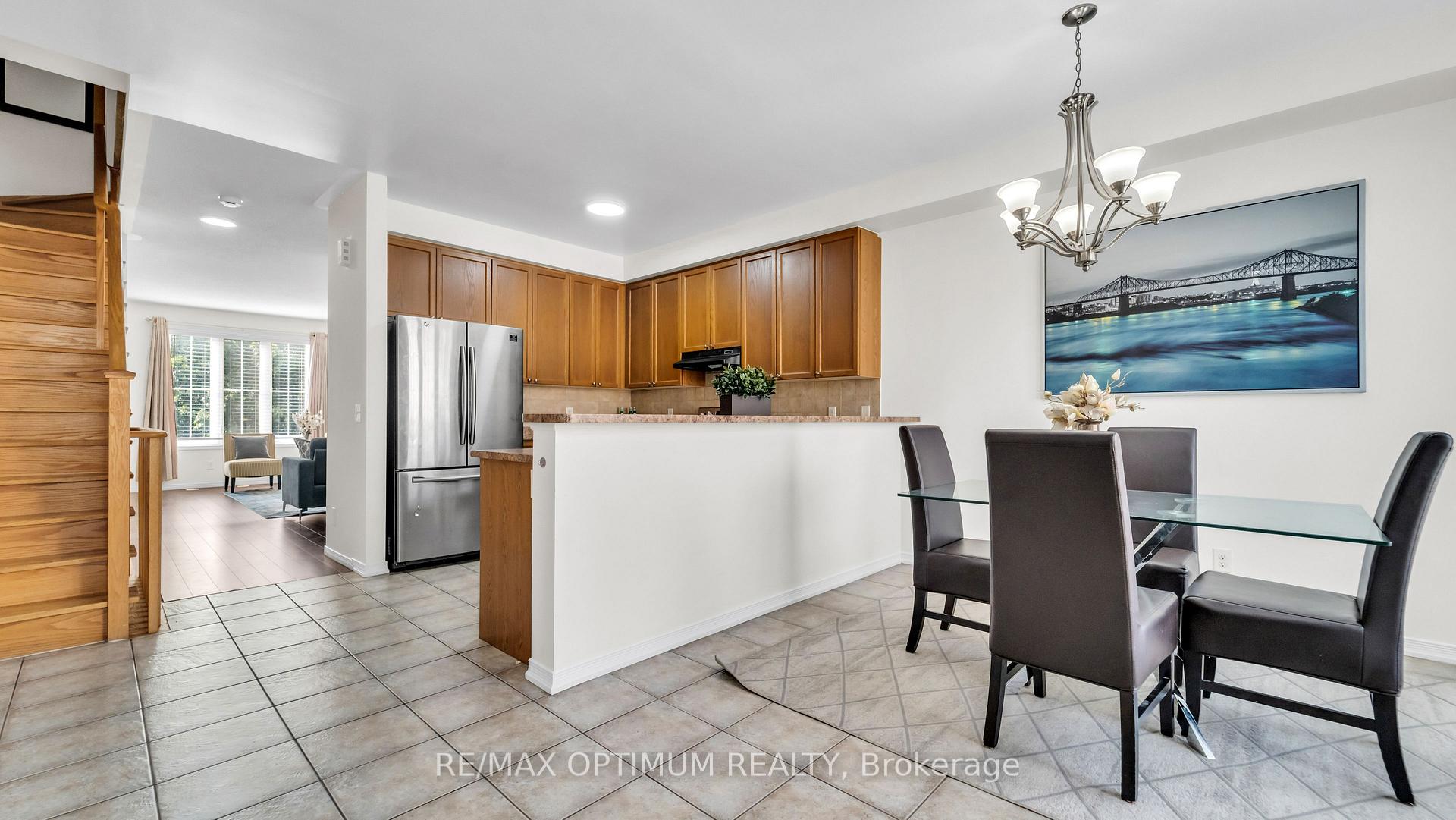 Photo 19 of 117 Cedar Lake Crescent, Brampton, Bram West — HOMEH