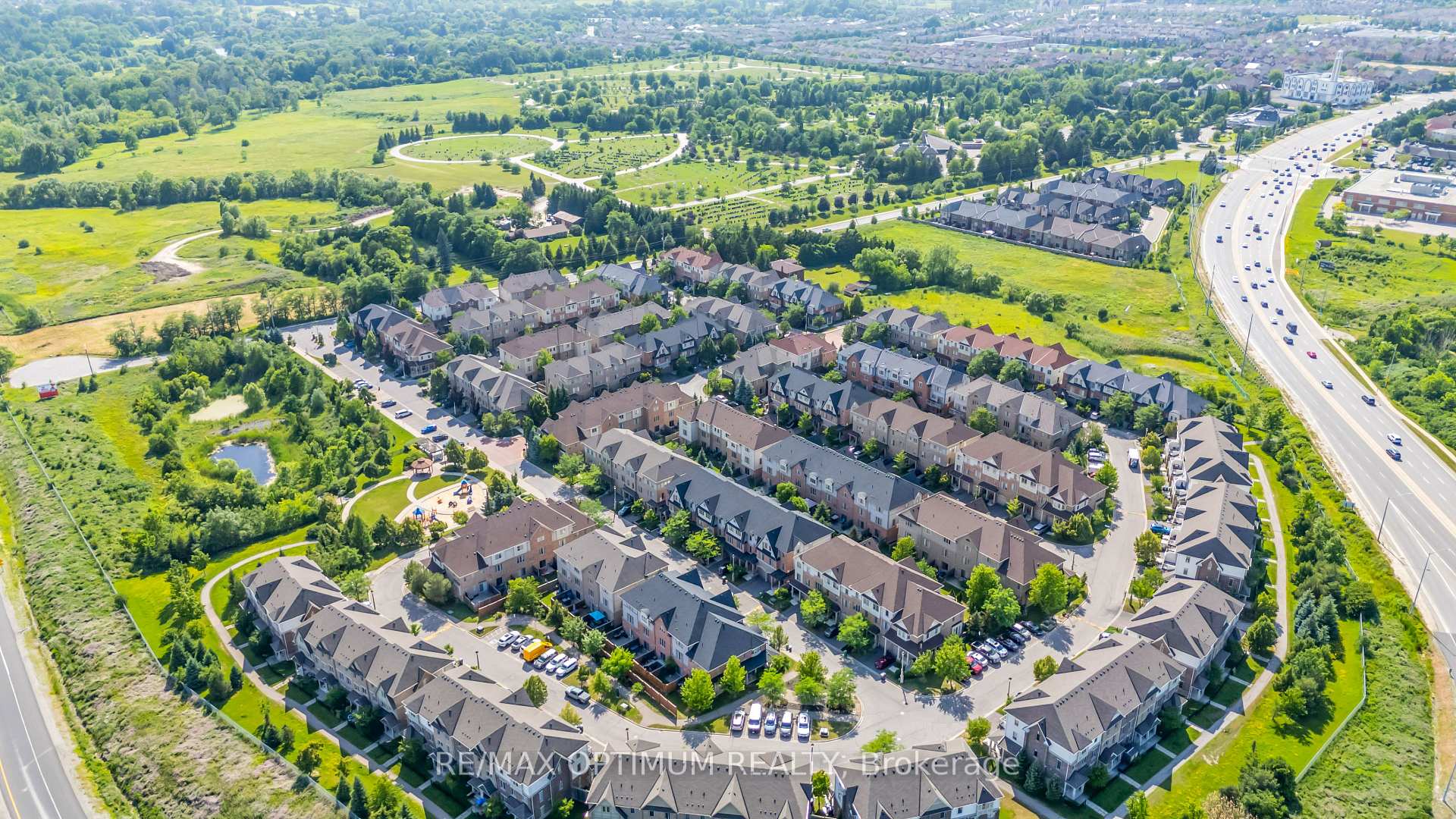 Photo 42 of 117 Cedar Lake Crescent, Brampton, Bram West — HOMEH