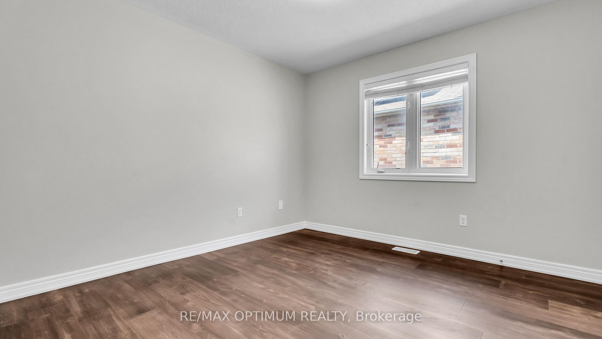 Photo 33 of 99 Young Drive, Brampton, Bram West — HOMEH
