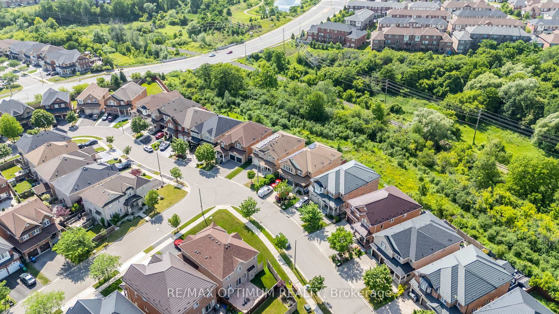 Photo 49 of 99 Young Drive, Brampton, Bram West — HOMEH