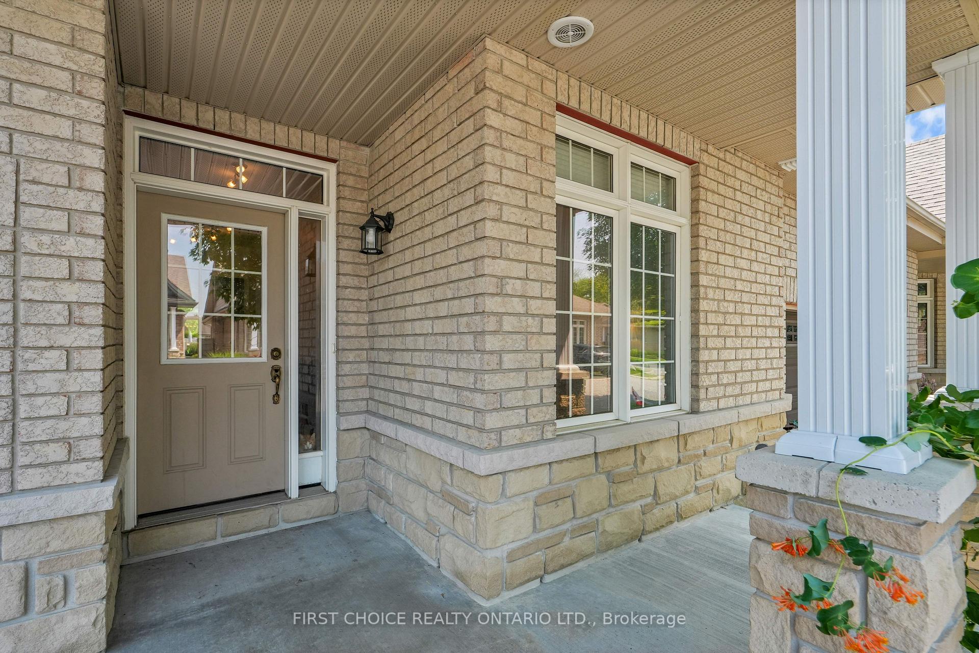 Photo 4 of 134 Maple Key Private, Ottawa, Blossom Park/Kemp Park/Findlay Creek — HOMEH