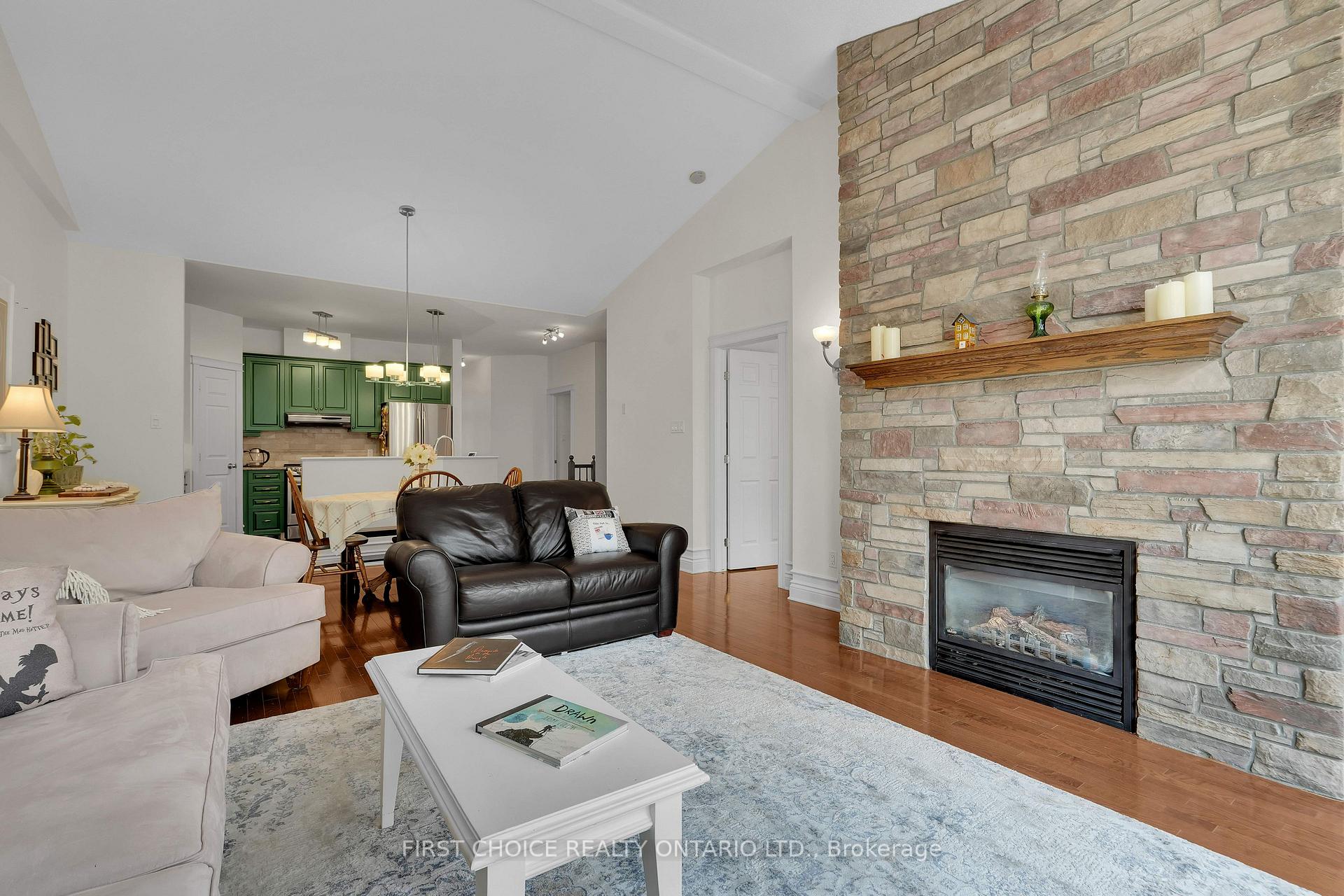 Photo 7 of 134 Maple Key Private, Ottawa, Blossom Park/Kemp Park/Findlay Creek — HOMEH