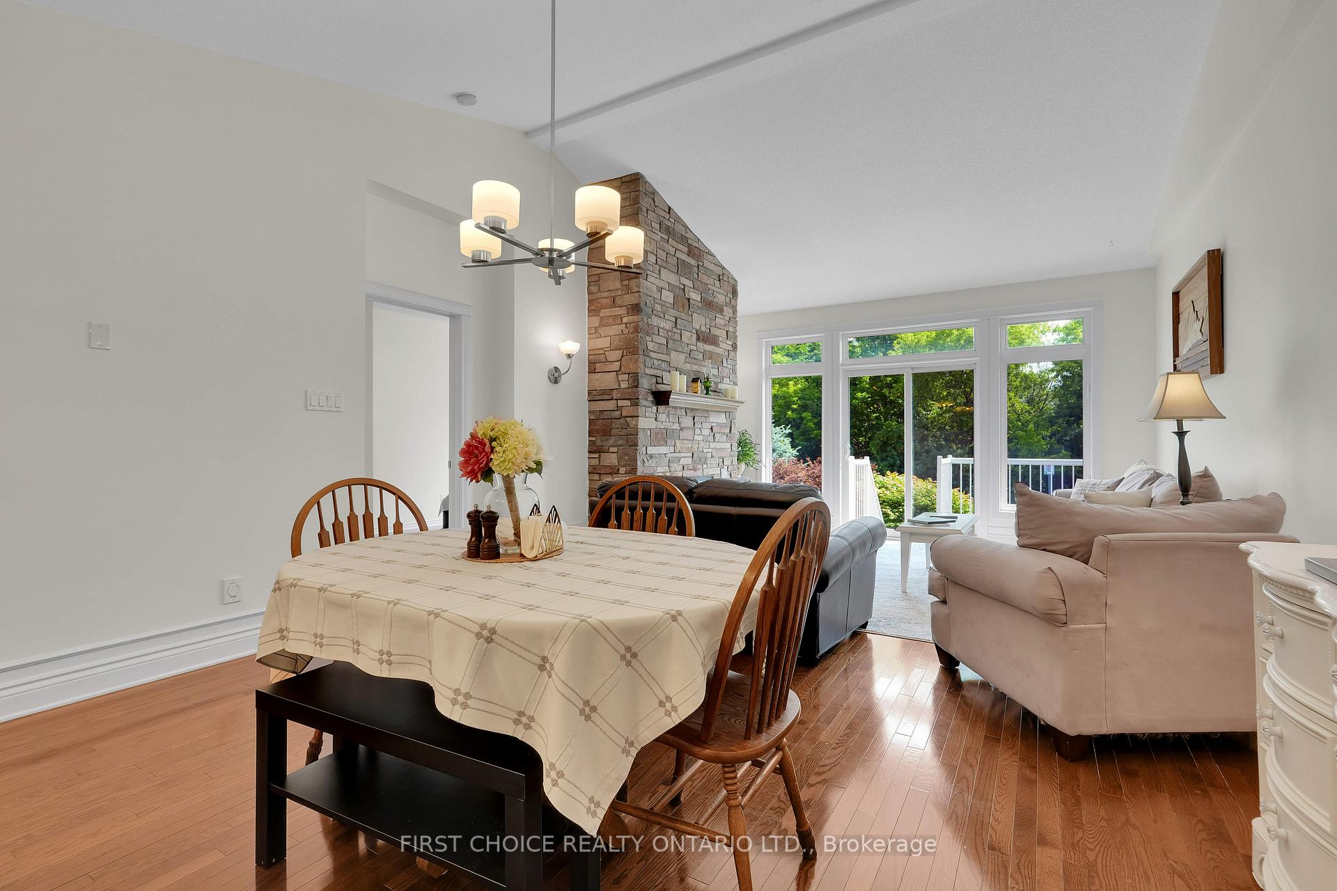 Photo 11 of 134 Maple Key Private, Ottawa, Blossom Park/Kemp Park/Findlay Creek — HOMEH