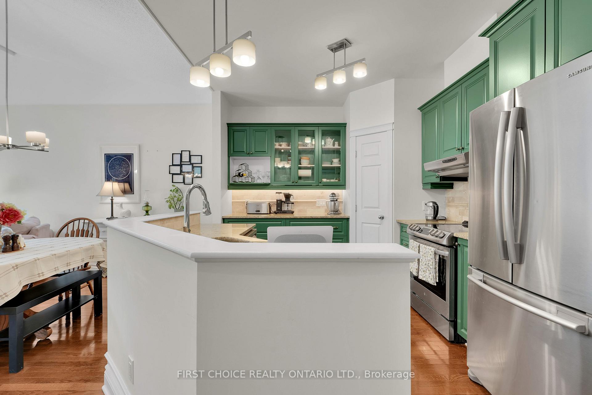 Photo 13 of 134 Maple Key Private, Ottawa, Blossom Park/Kemp Park/Findlay Creek — HOMEH
