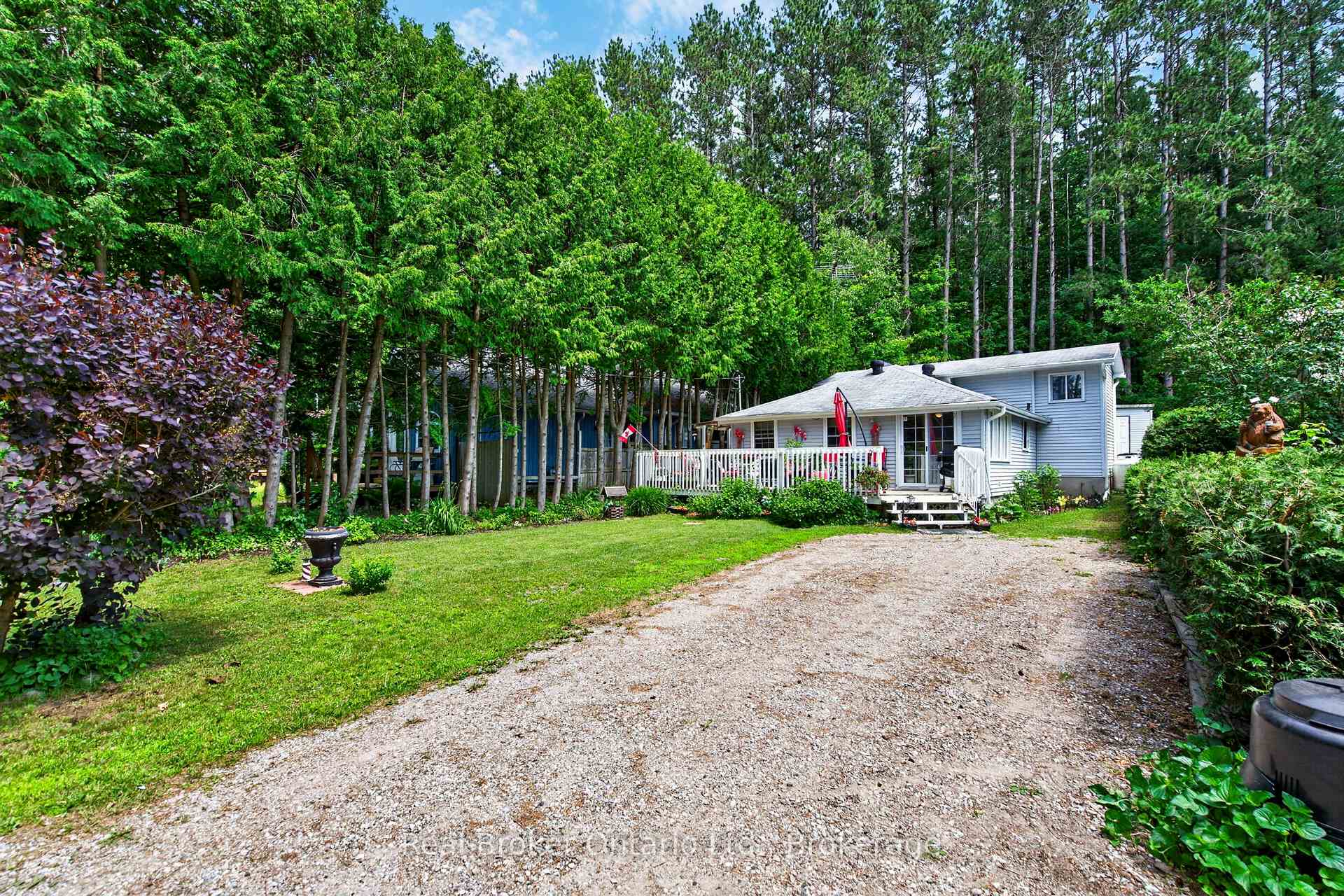 Photo 2 of 81 Andrew Drive, Tiny, Rural Tiny — HOMEH