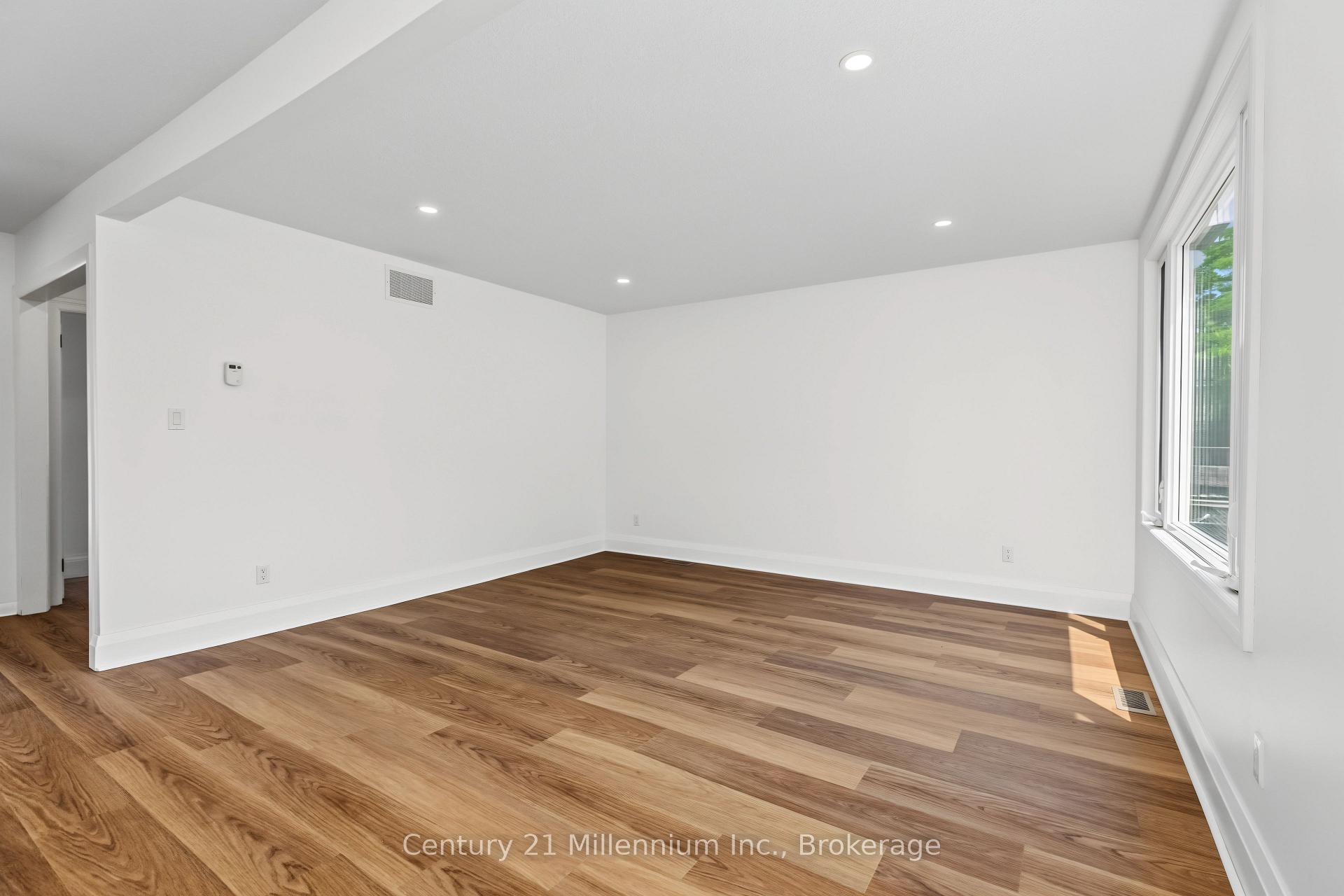 Photo 5 of 902 Huron Terrace, Kincardine — HOMEH