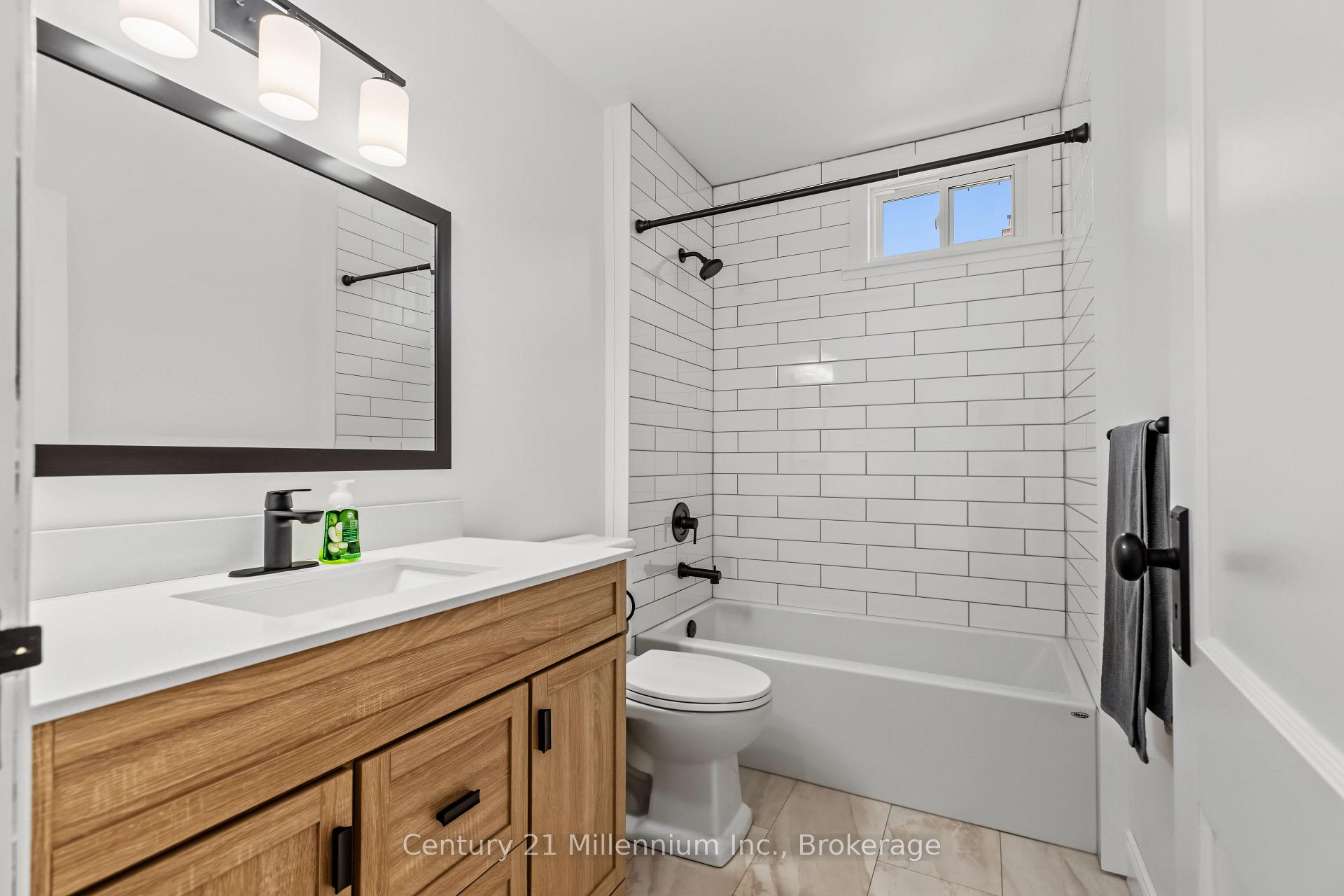 Photo 18 of 902 Huron Terrace, Kincardine — HOMEH