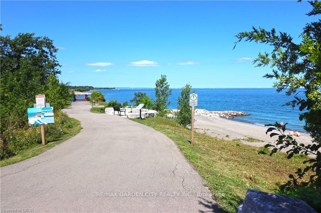 Photo 4 of Unit 408, 10 Concord Place, Grimsby, Grimsby Beach — HOMEH