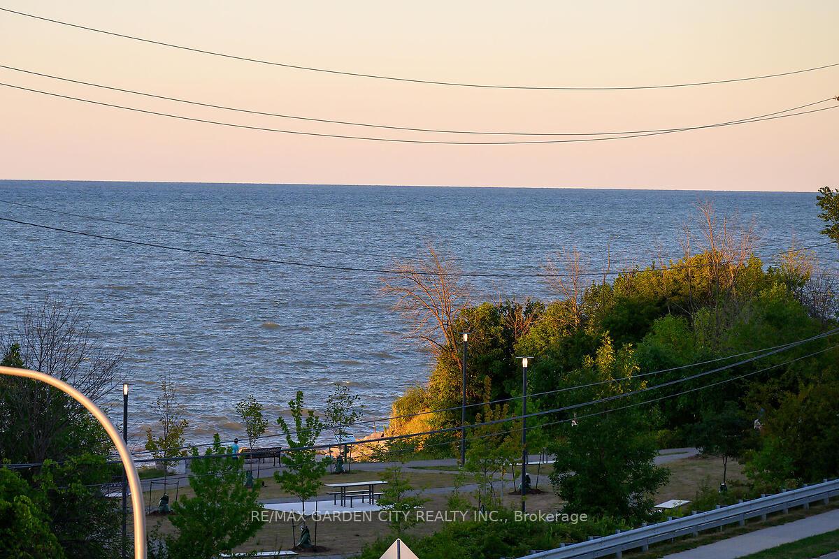 Photo 18 of Unit 408, 10 Concord Place, Grimsby, Grimsby Beach — HOMEH