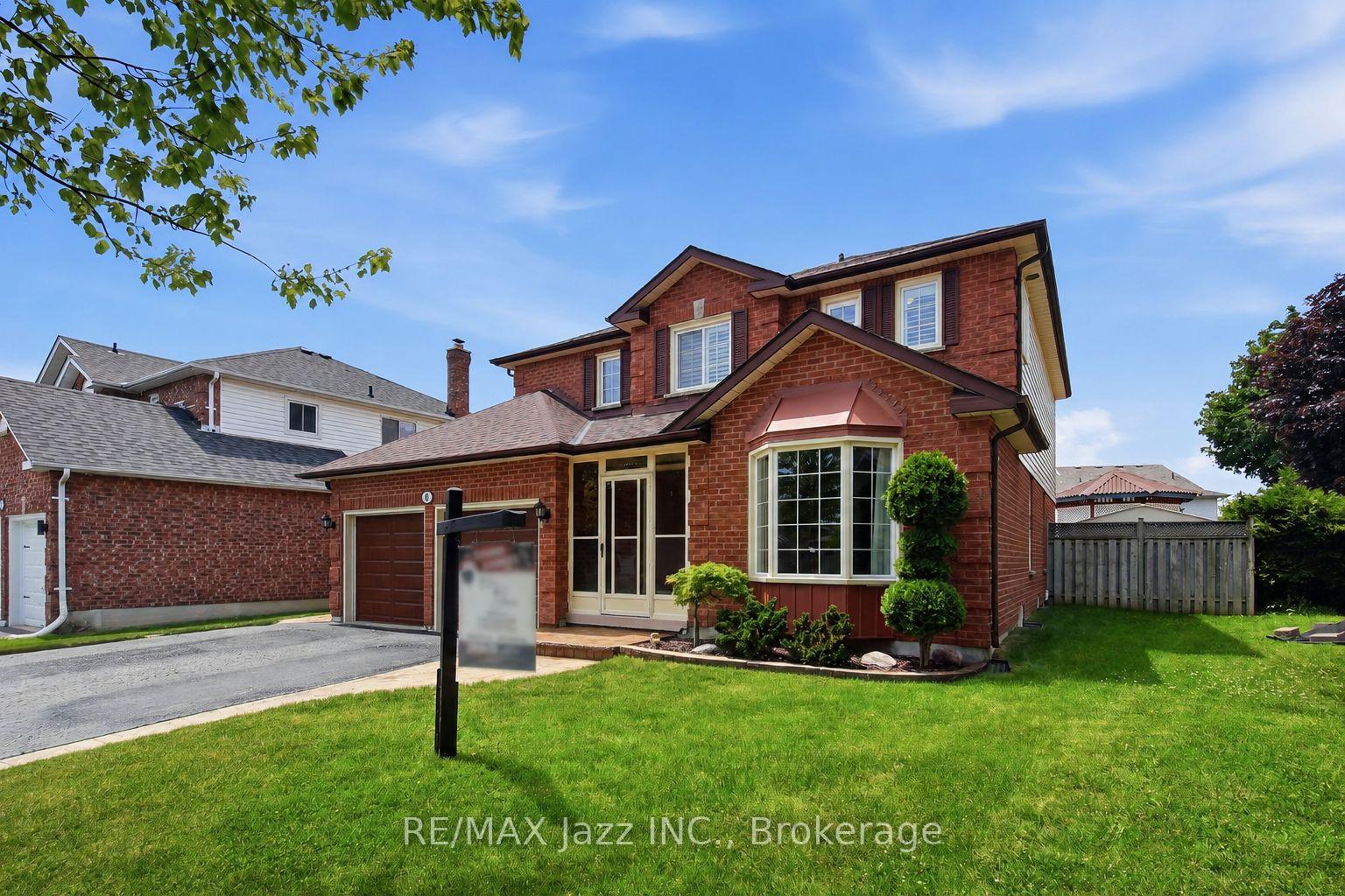 Photo 2 of 6 Aldcroft Crescent, Clarington, Bowmanville — HOMEH