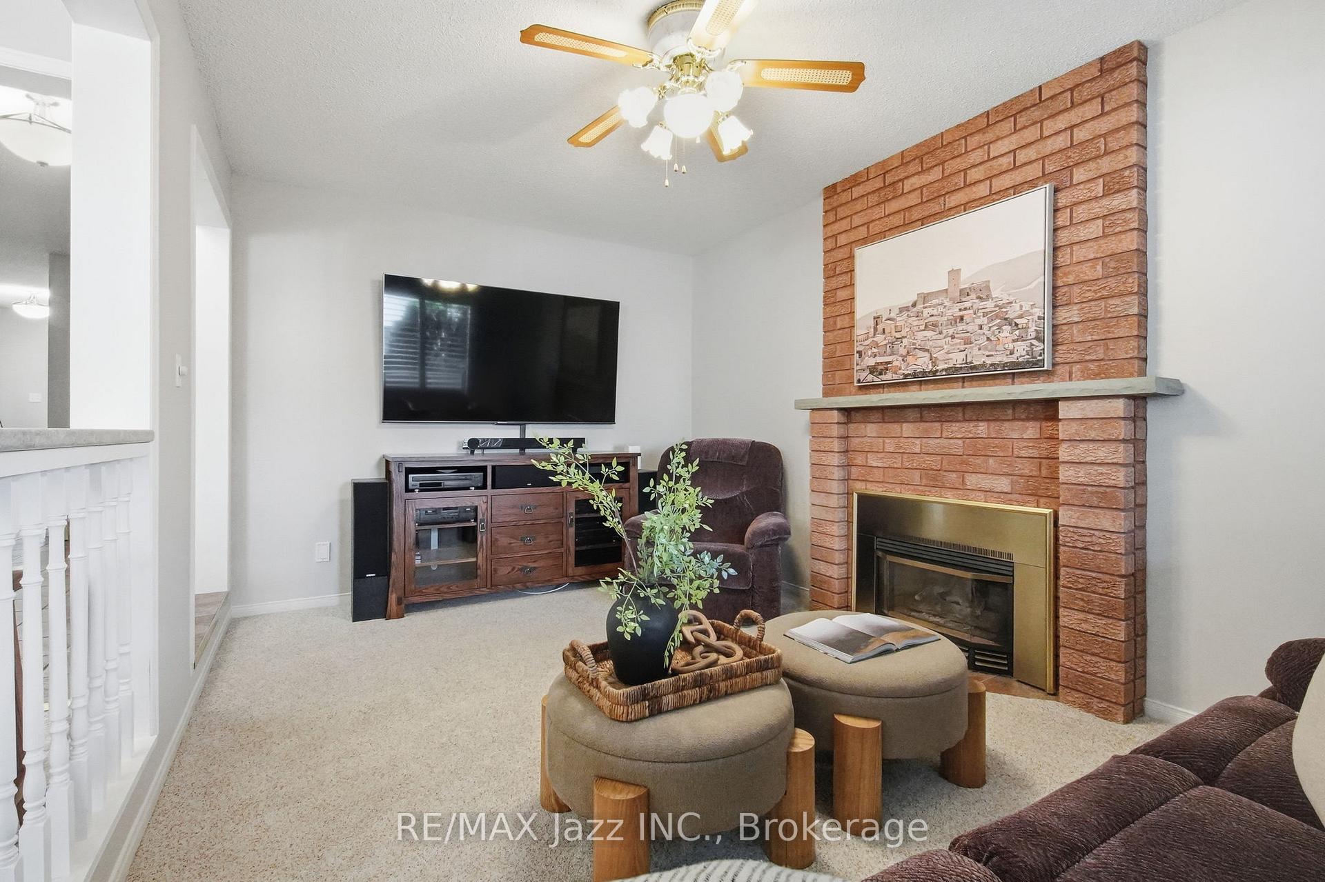 Photo 14 of 6 Aldcroft Crescent, Clarington, Bowmanville — HOMEH