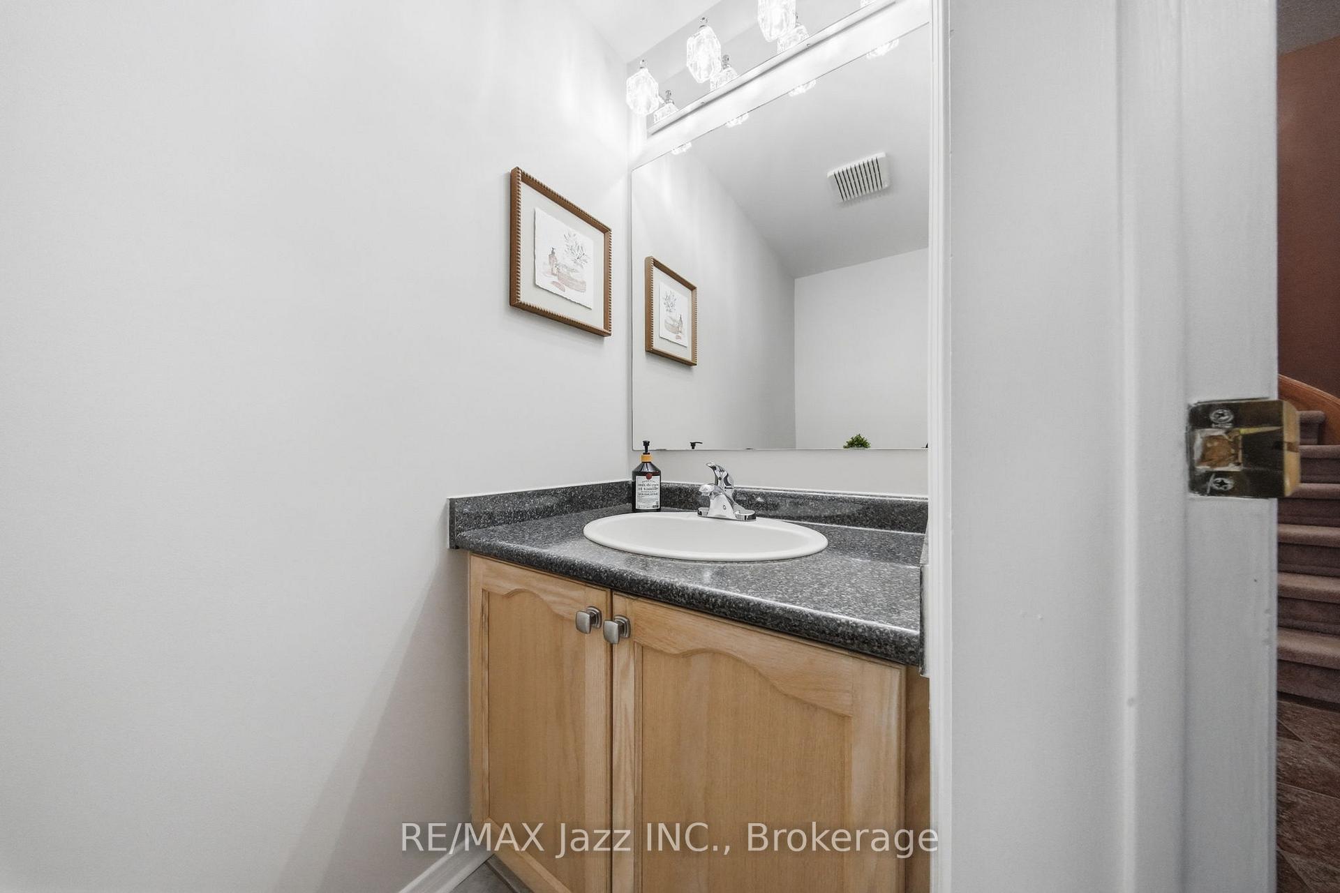 Photo 20 of 6 Aldcroft Crescent, Clarington, Bowmanville — HOMEH