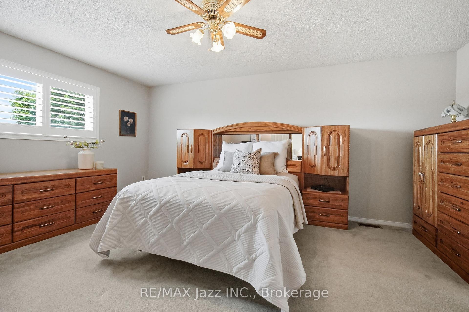 Photo 34 of 6 Aldcroft Crescent, Clarington, Bowmanville — HOMEH