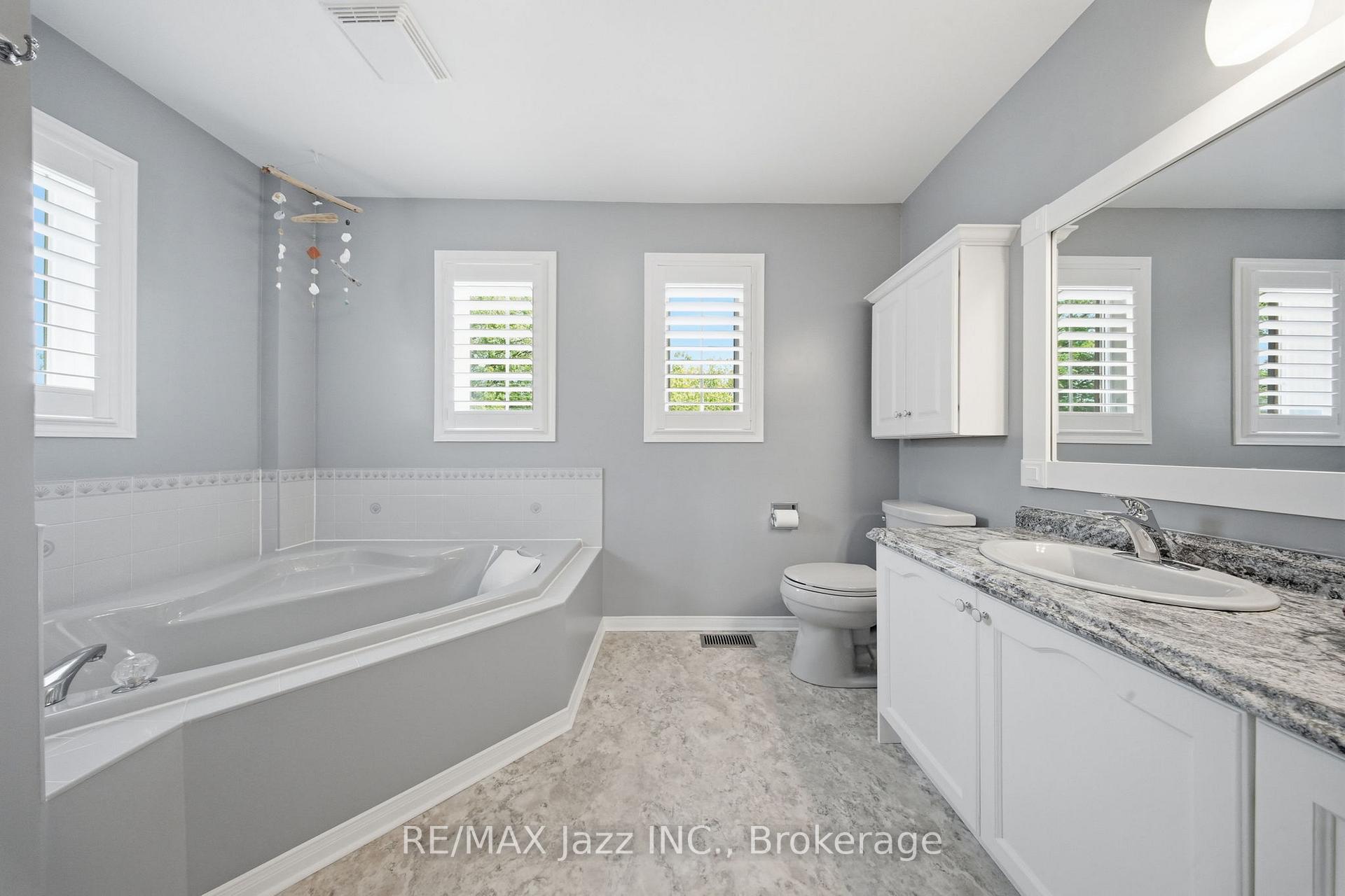 Photo 36 of 6 Aldcroft Crescent, Clarington, Bowmanville — HOMEH