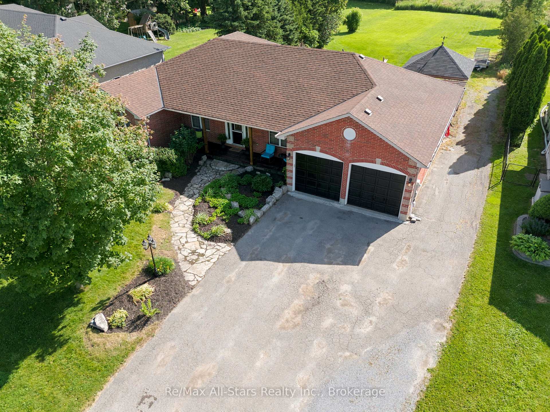 Photo 2 of 13579 Old Simcoe Road, Scugog, Rural Scugog — HOMEH