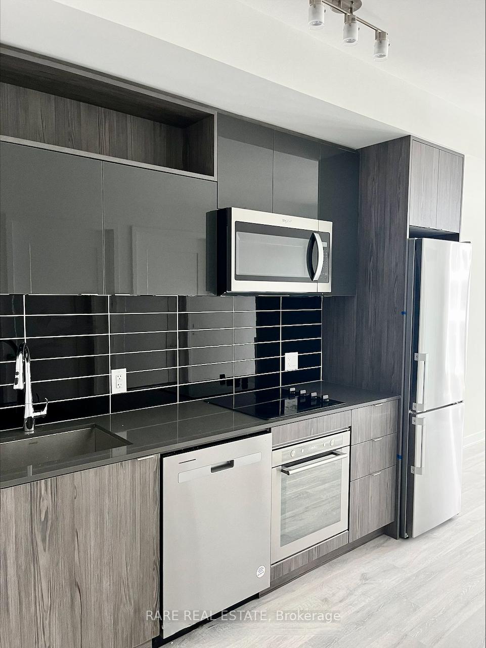Photo 1 of Unit 530, 60 Princess Street, Toronto, Waterfront Communities — HOMEH