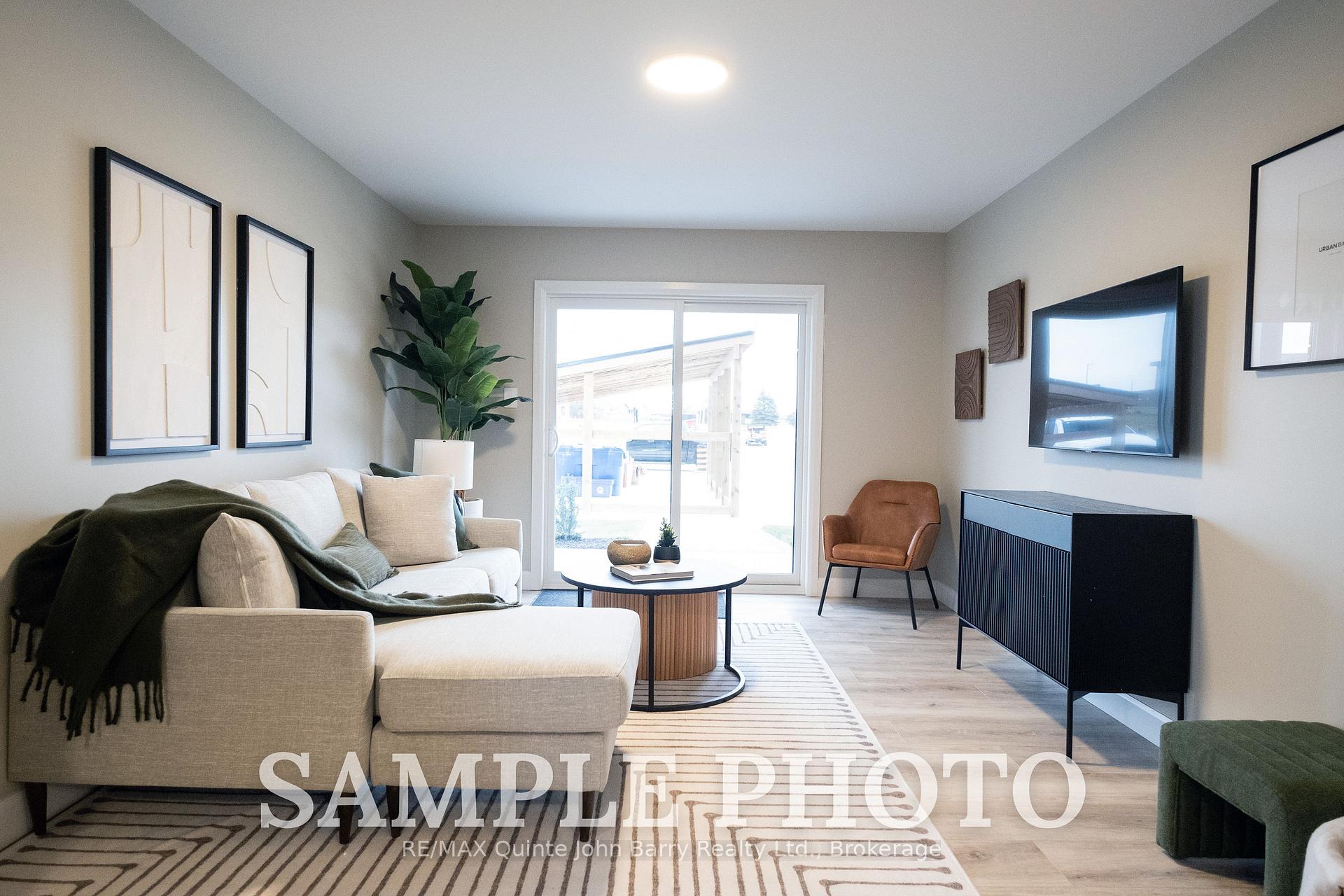Photo 8 of 305-10 Hillside Meadow Drive, Quinte West, Murray Ward — HOMEH