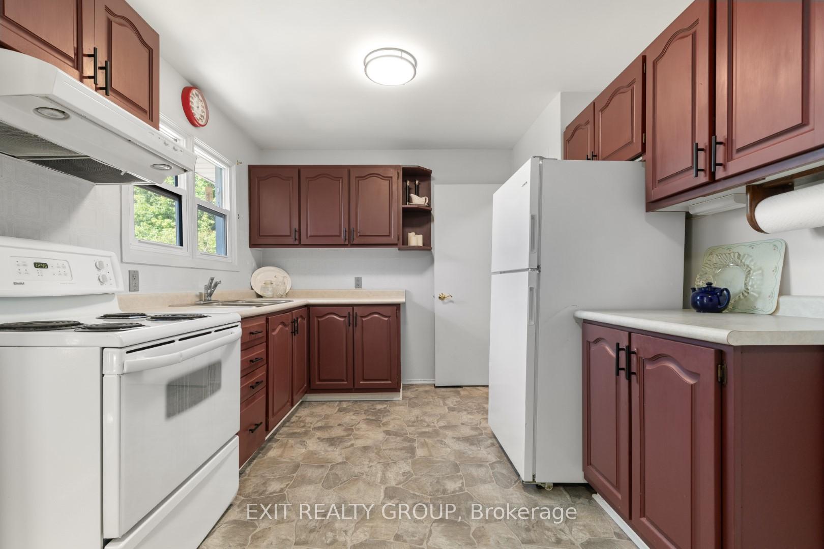 Photo 13 of 1476 County Rd 12, Prince Edward County, Picton — HOMEH
