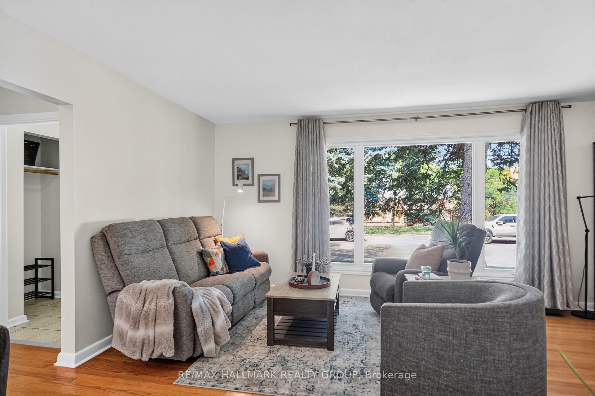 Photo 11 of 2670 Iris Street, Ottawa, Queensway Terrace South/Ridgeview — HOMEH