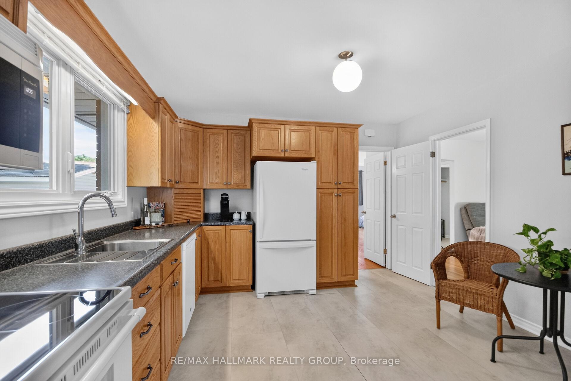 Photo 21 of 2670 Iris Street, Ottawa, Queensway Terrace South/Ridgeview — HOMEH