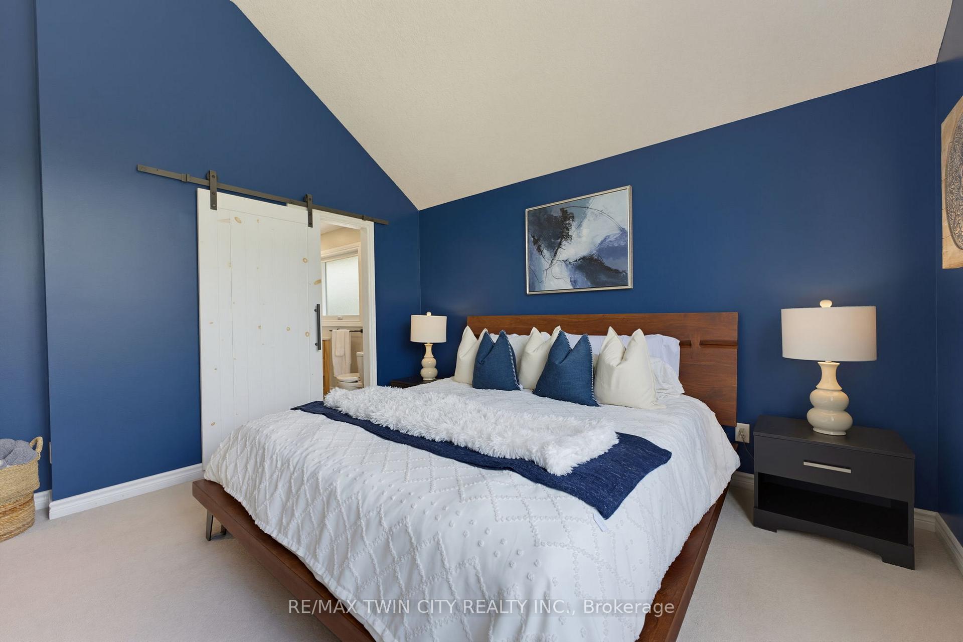 Photo 19 of 9 Burnside Drive, North Dumfries — HOMEH
