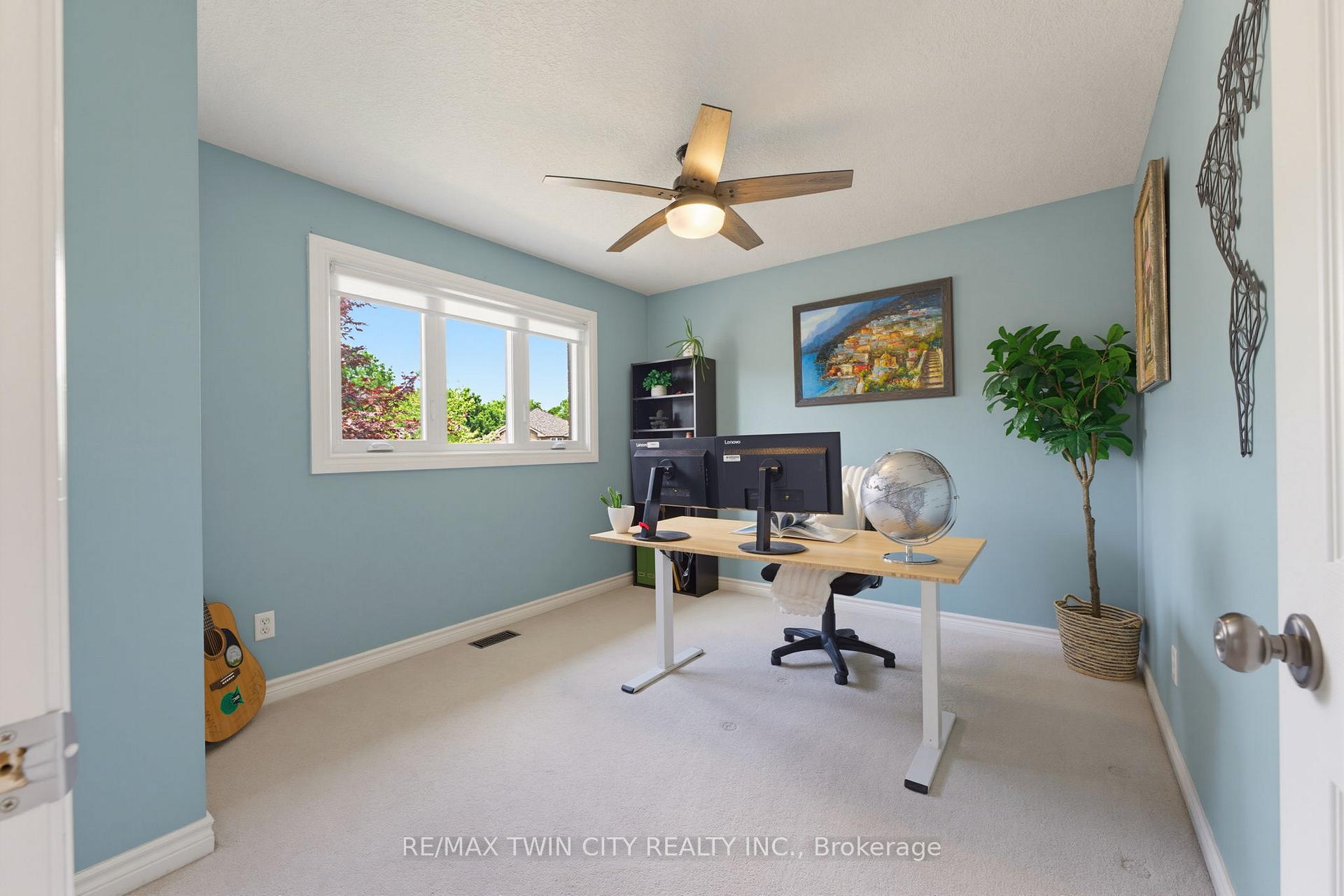 Photo 21 of 9 Burnside Drive, North Dumfries — HOMEH