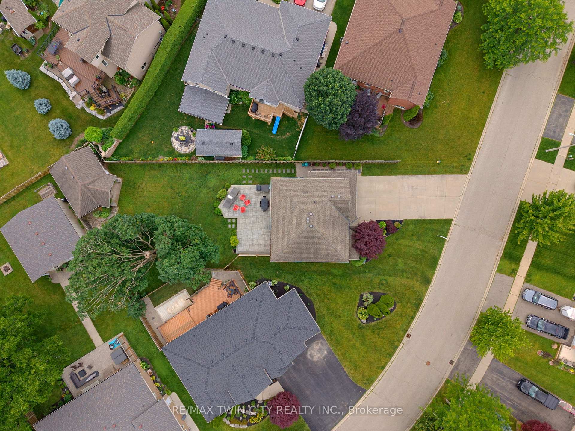 Photo 37 of 9 Burnside Drive, North Dumfries — HOMEH