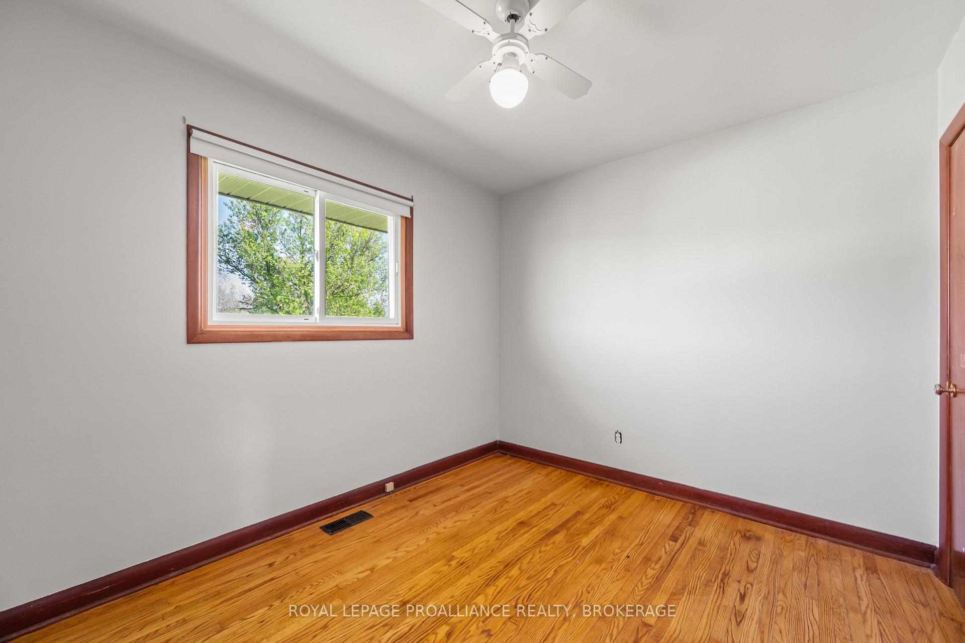 Photo 24 of 2426 Cole Hill Road, Kingston, City North of 401 — HOMEH