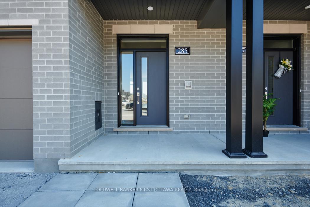 Photo 2 of 285 Bankside Way N, Ottawa, Barrhaven - Half Moon Bay — HOMEH