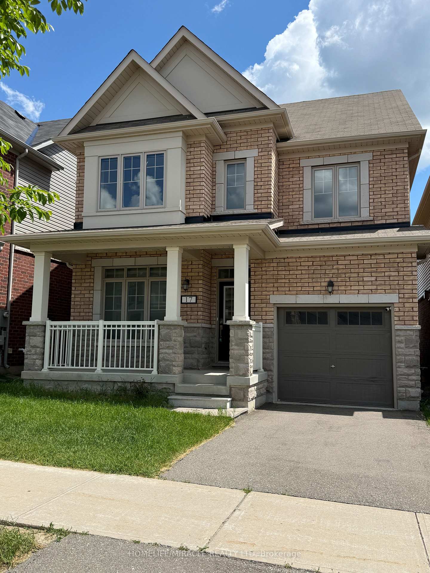 Photo 3 of 17 Casserley Crescent, New Tecumseth, Tottenham — HOMEH