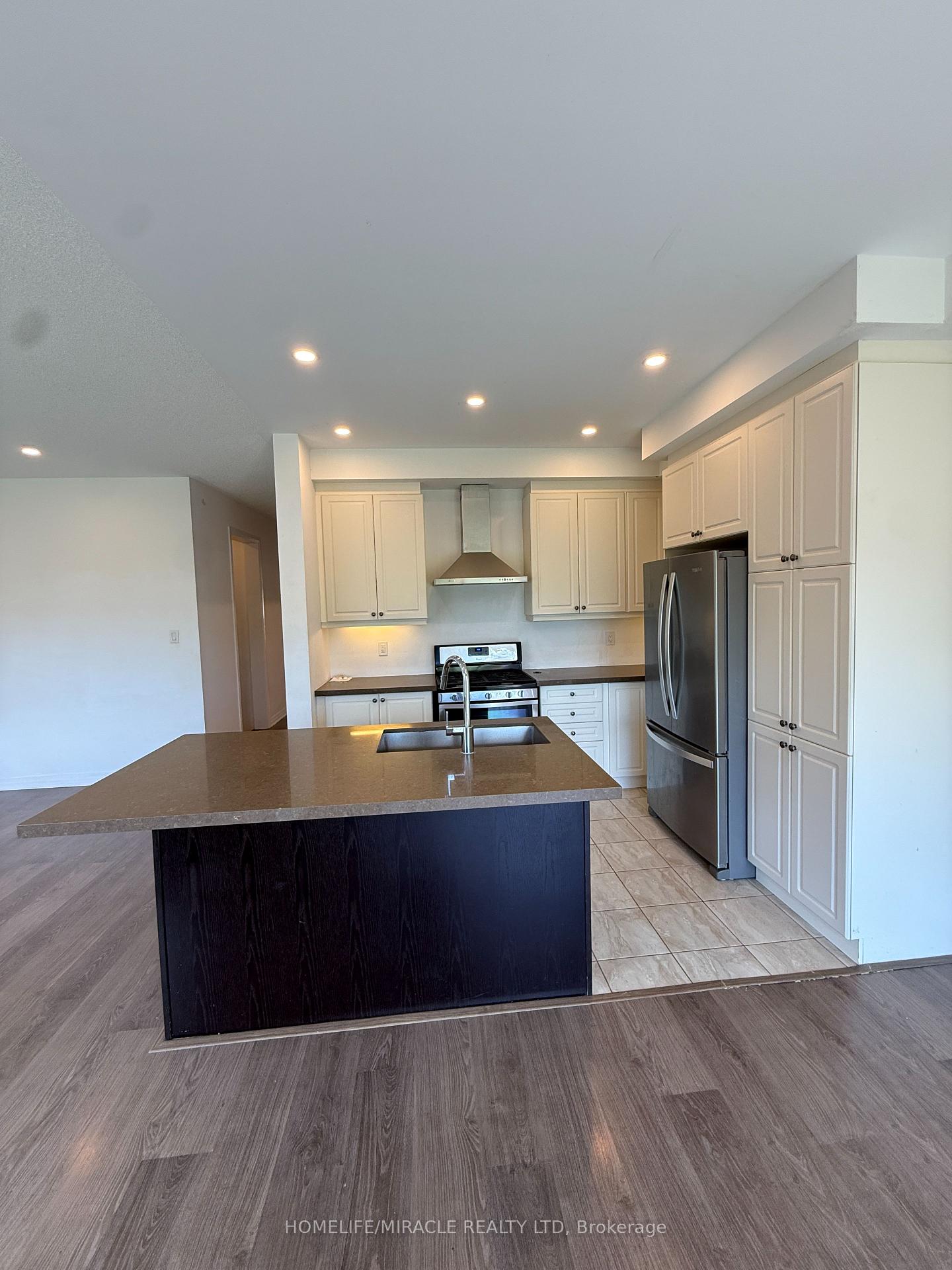 Photo 27 of 17 Casserley Crescent, New Tecumseth, Tottenham — HOMEH