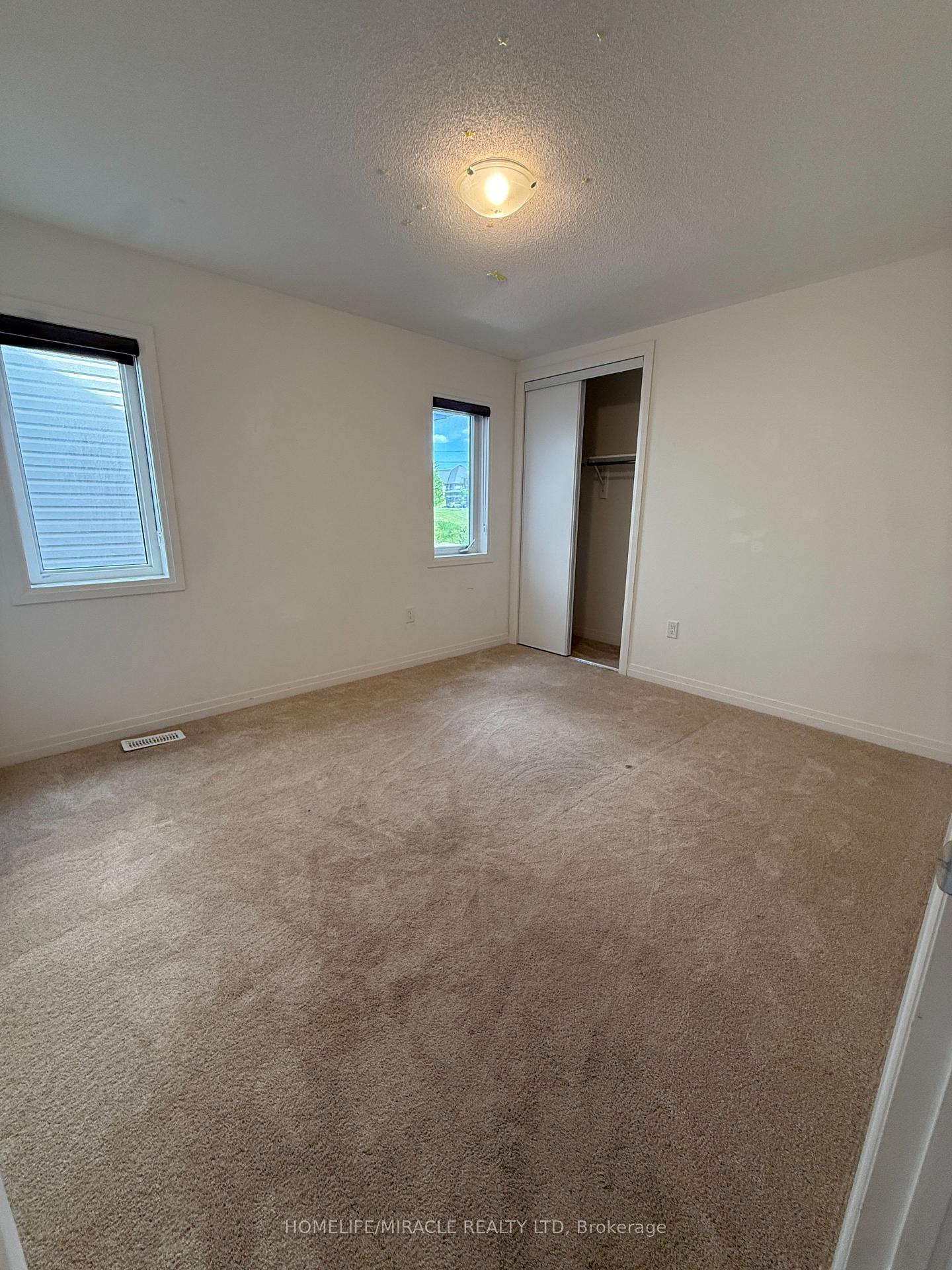 Photo 37 of 17 Casserley Crescent, New Tecumseth, Tottenham — HOMEH