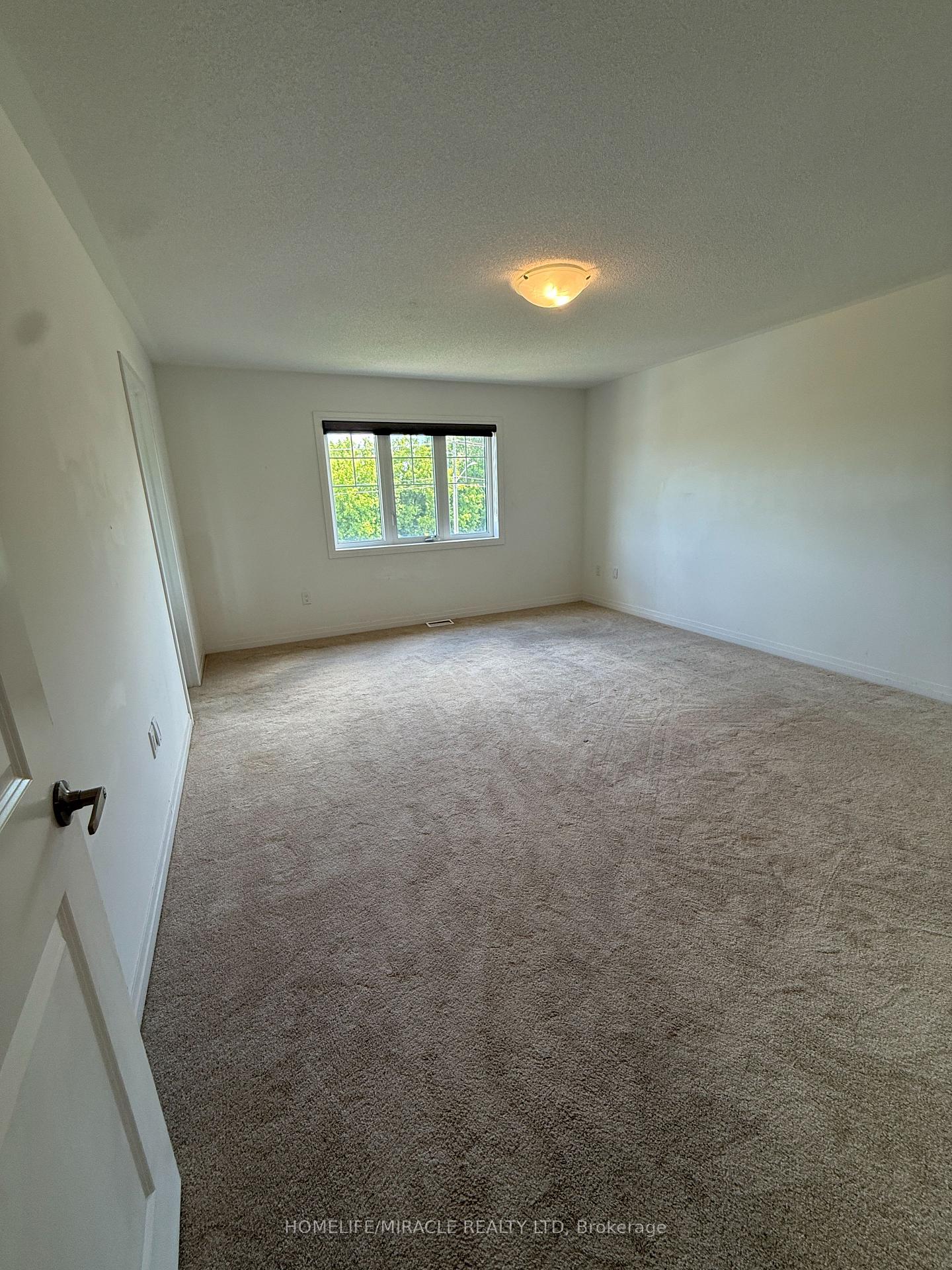 Photo 41 of 17 Casserley Crescent, New Tecumseth, Tottenham — HOMEH