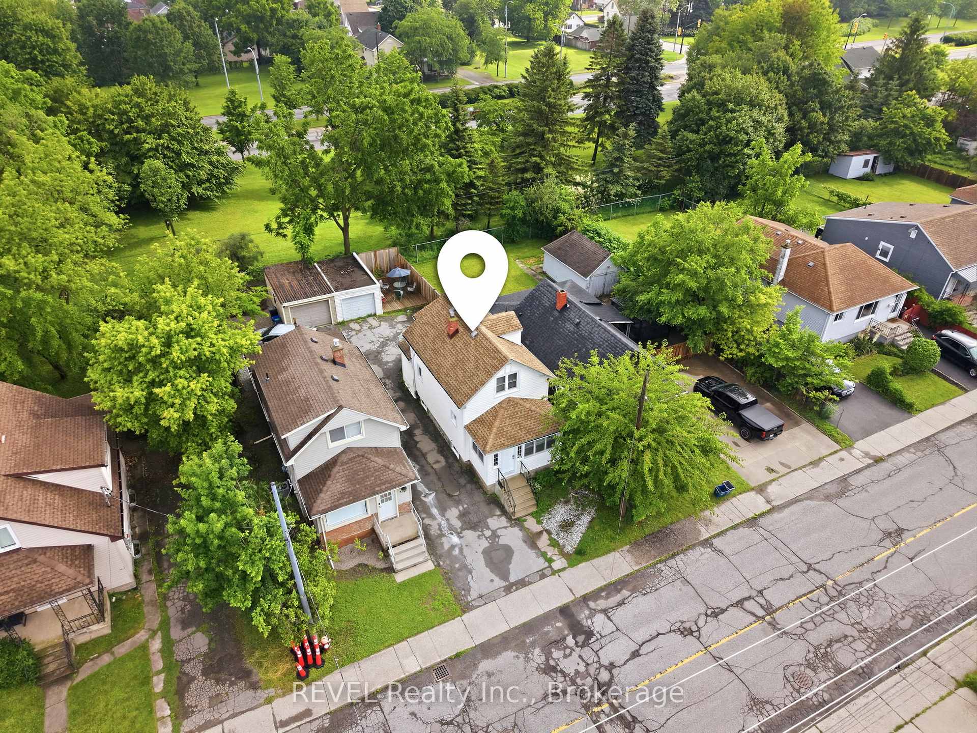 Photo 29 of 5227 Kitchener Street, Niagara Falls, Clifton Hill — HOMEH
