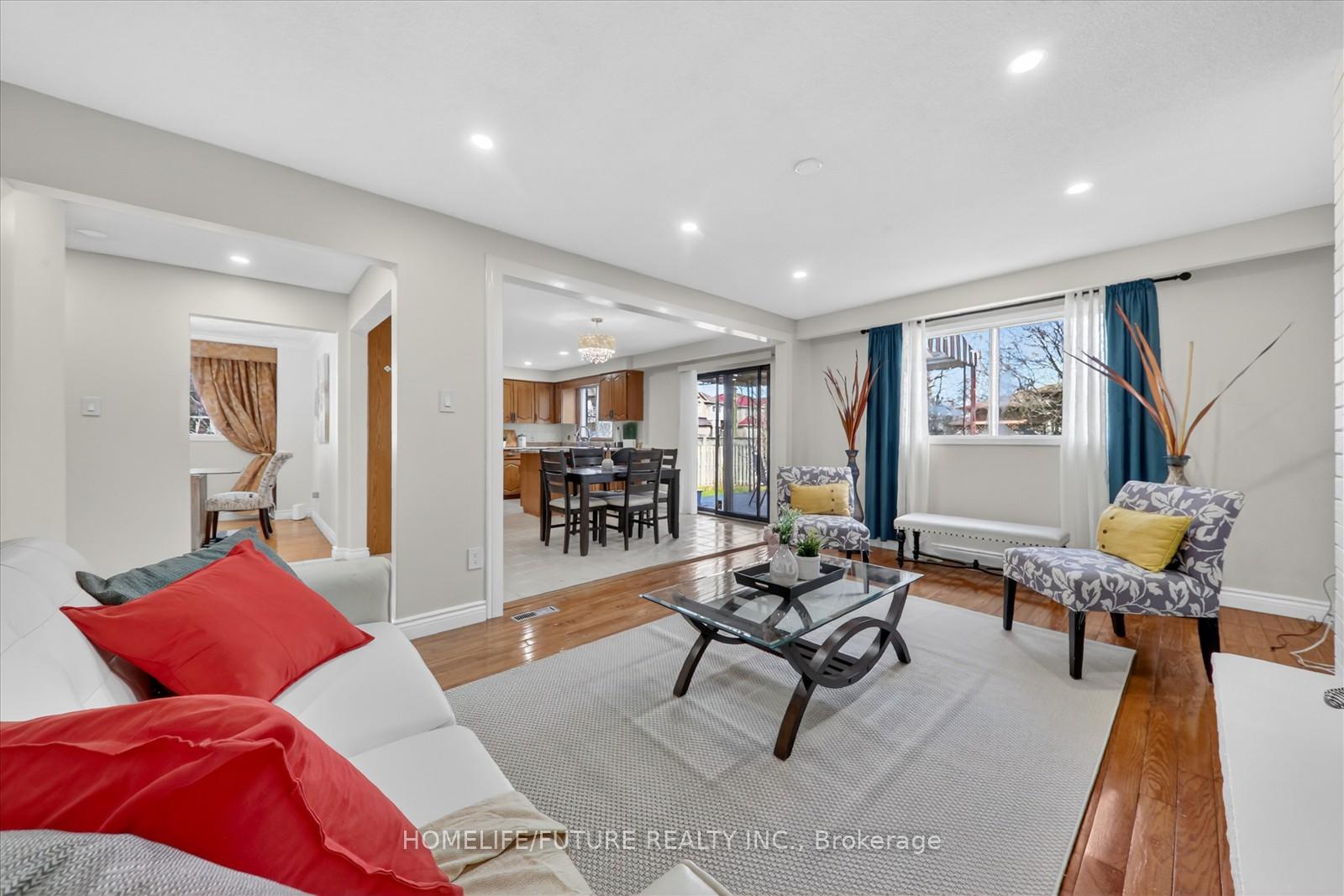 Photo 15 of 2 Lovel Avenue, Scarborough, Rouge — HOMEH