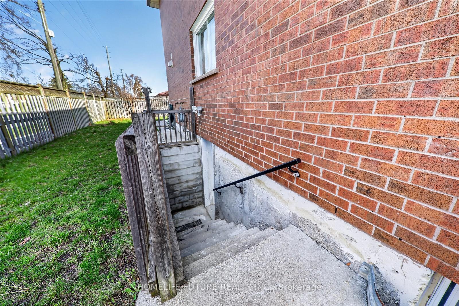 Photo 42 of 2 Lovel Avenue, Scarborough, Rouge — HOMEH