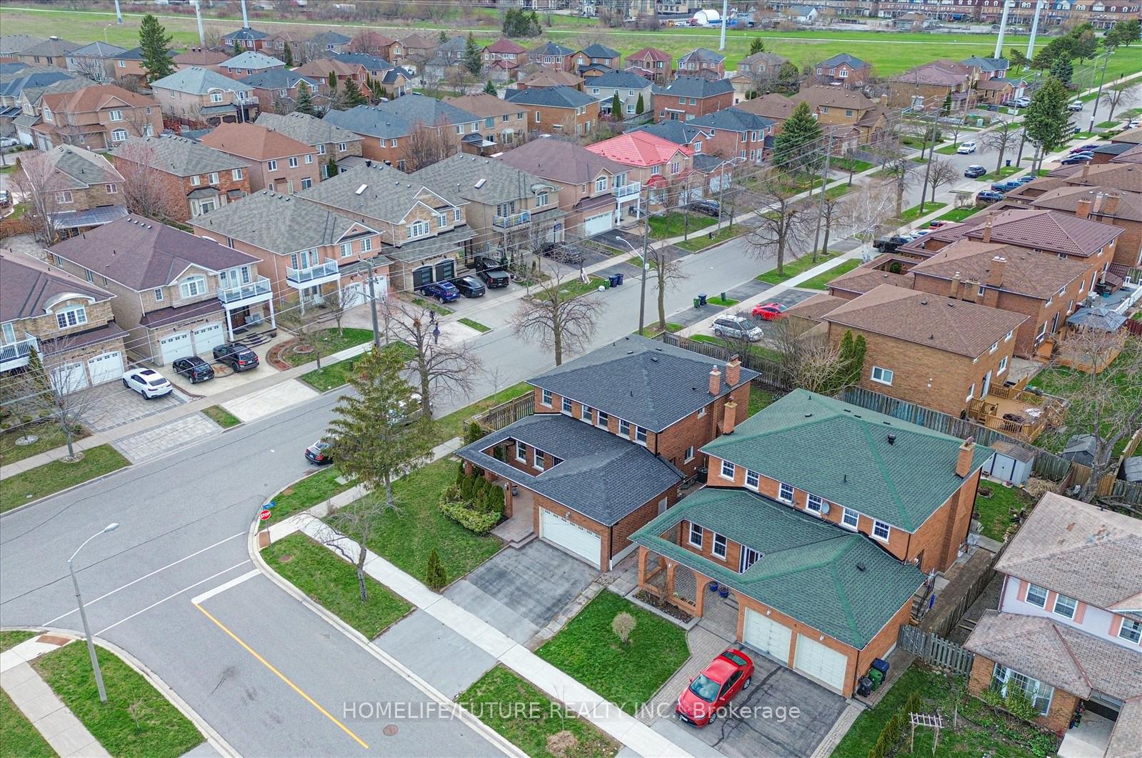 Photo 47 of 2 Lovel Avenue, Scarborough, Rouge — HOMEH