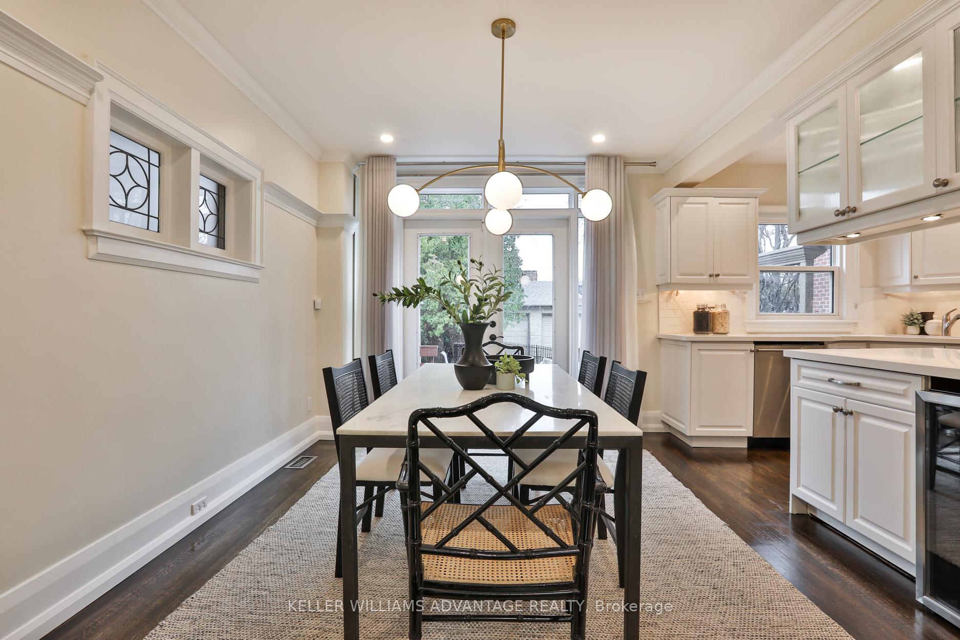 Photo 8 of 25 Whitewood Road, Toronto, Mount Pleasant East — HOMEH