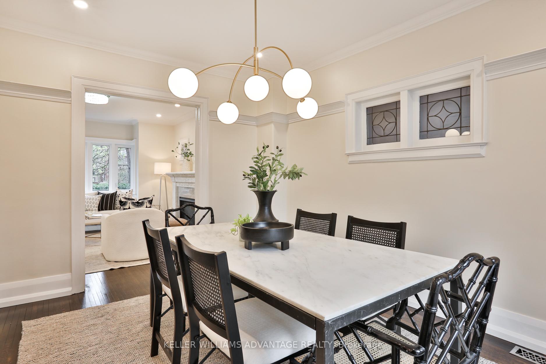 Photo 10 of 25 Whitewood Road, Toronto, Mount Pleasant East — HOMEH