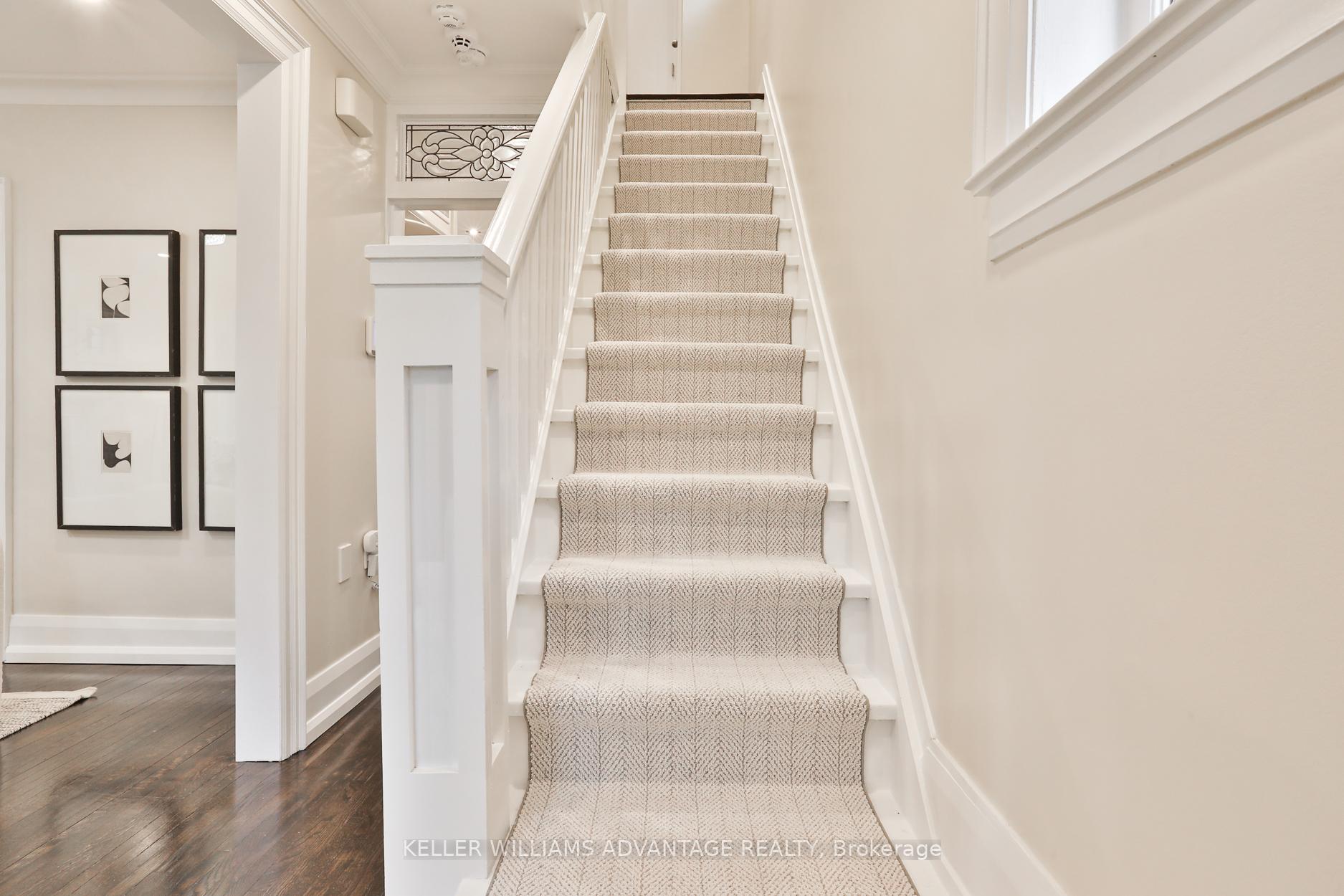 Photo 17 of 25 Whitewood Road, Toronto, Mount Pleasant East — HOMEH