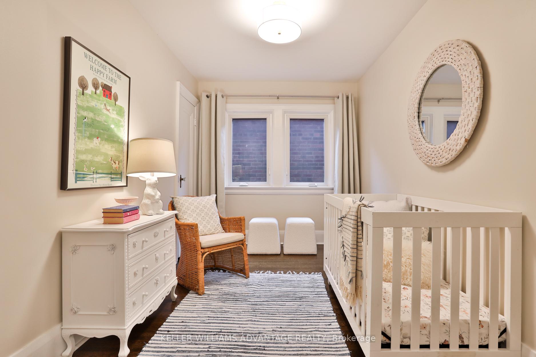 Photo 24 of 25 Whitewood Road, Toronto, Mount Pleasant East — HOMEH