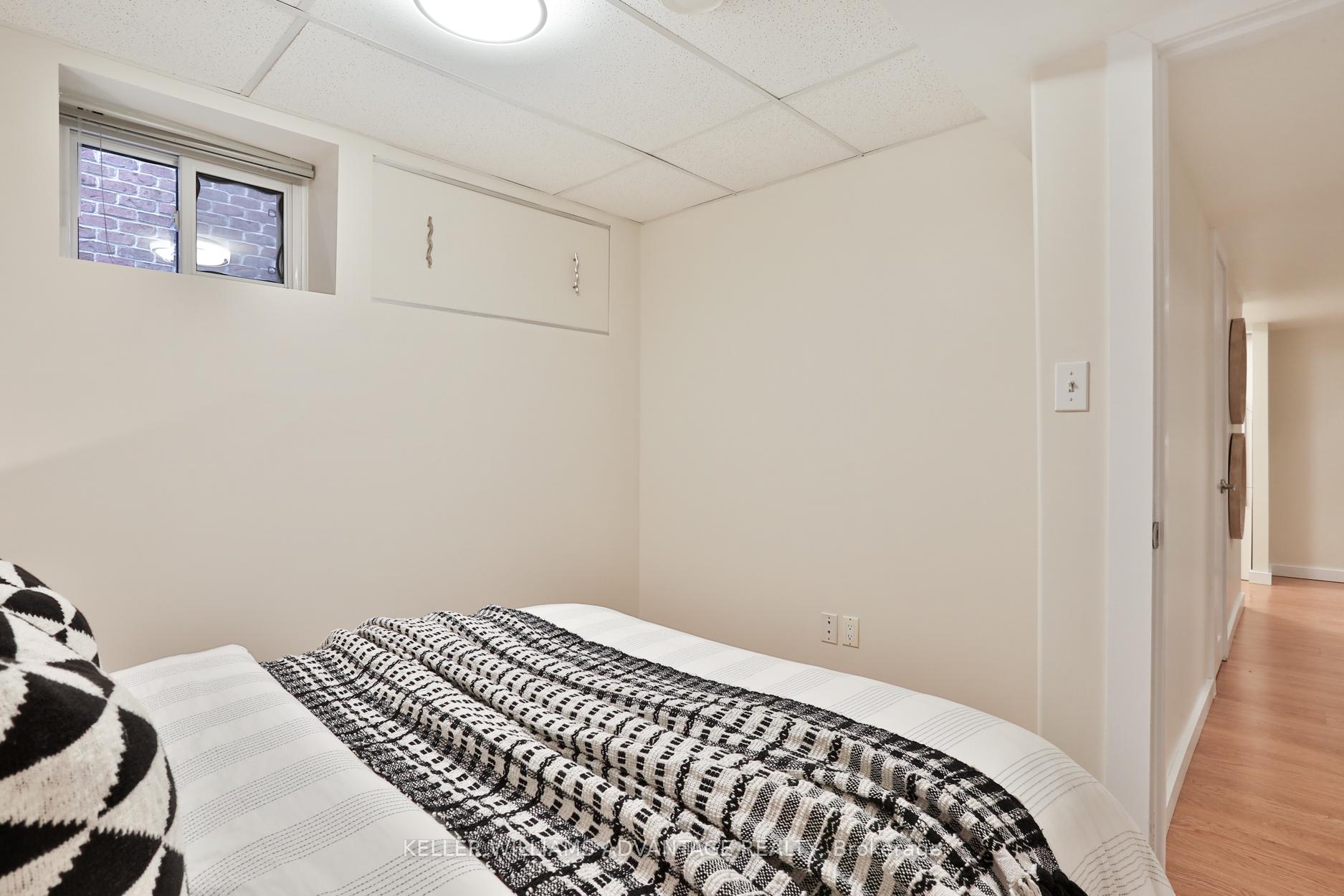 Photo 34 of 25 Whitewood Road, Toronto, Mount Pleasant East — HOMEH